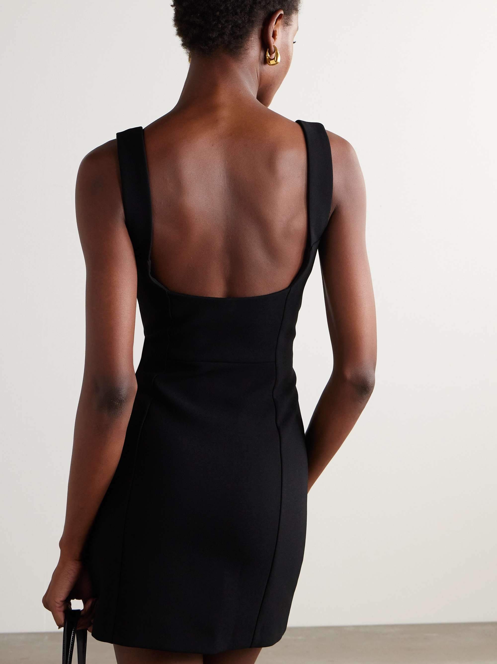 GIVENCHY 