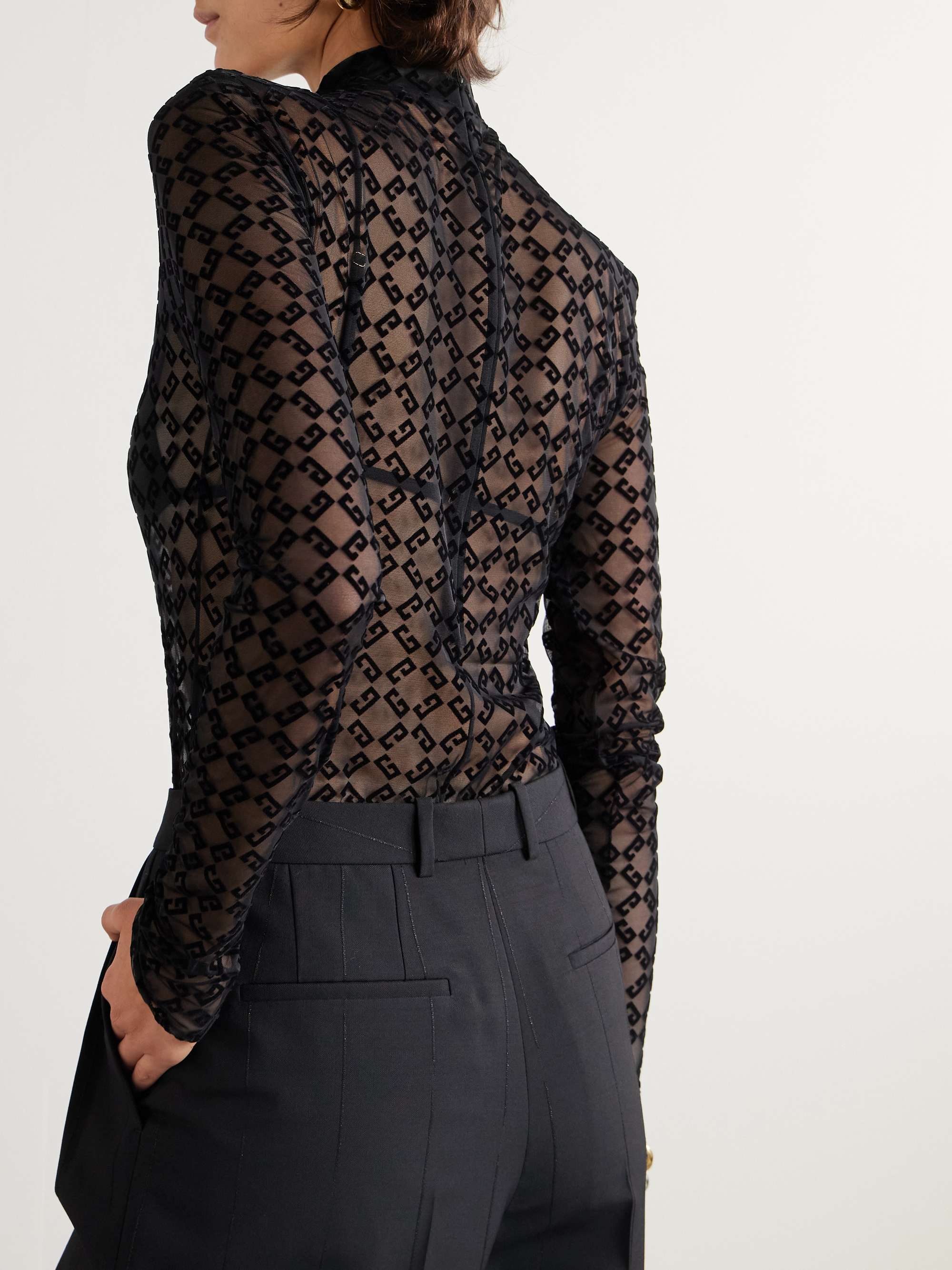 GIVENCHY 