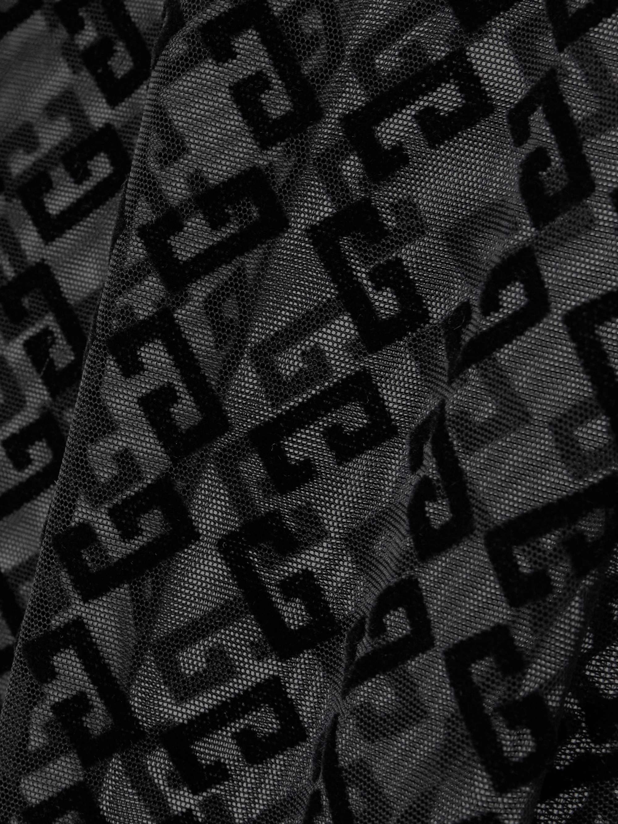 GIVENCHY 