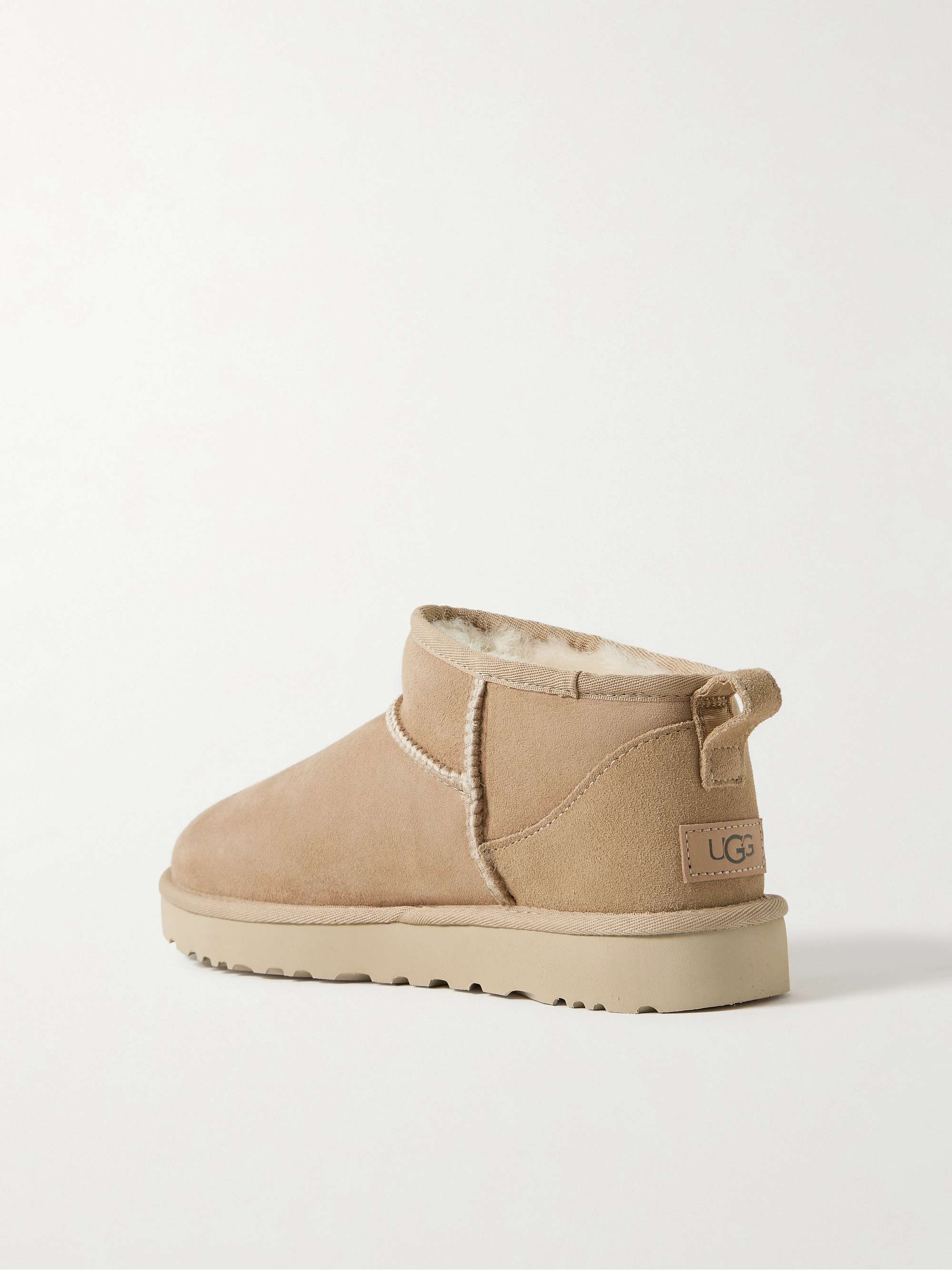 UGG 