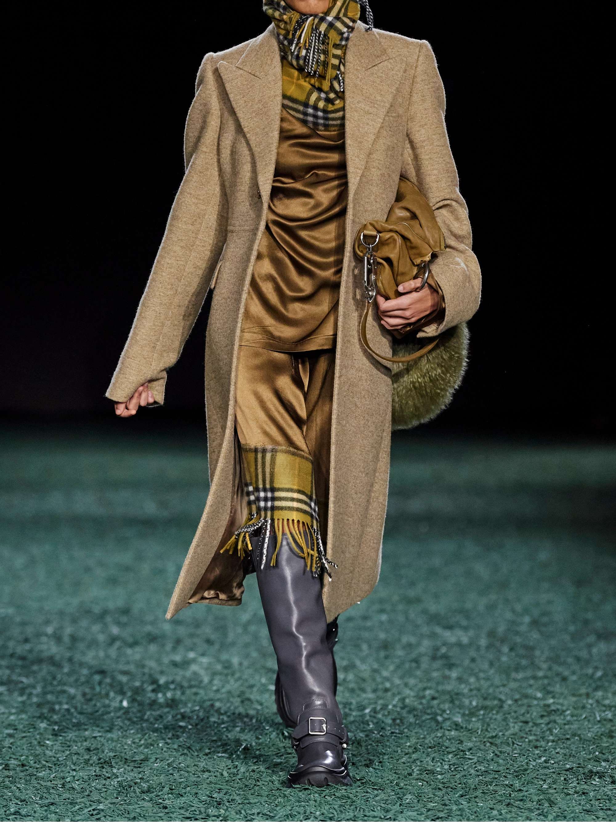 BURBERRY 