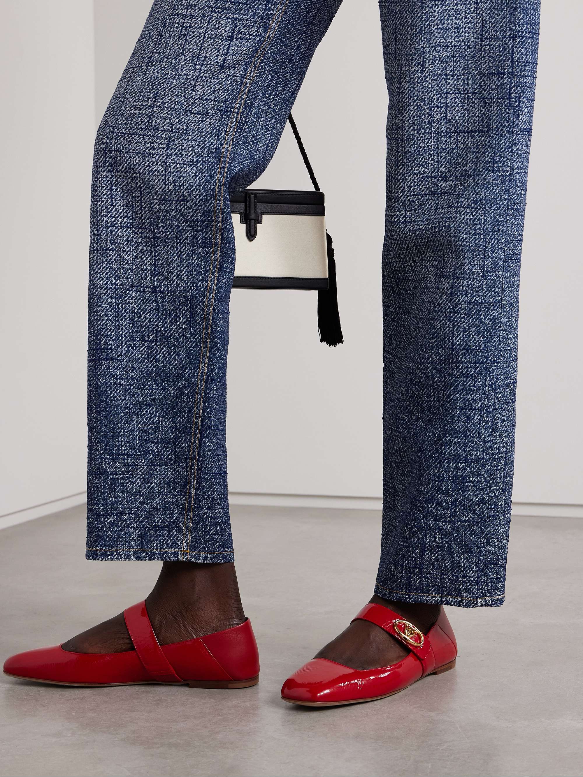 VALENTINO GARAVANI VLOGO Locker crinkled patent-leather VALENTINO GARAVANI VLOGO Locker crinkled patent-leather