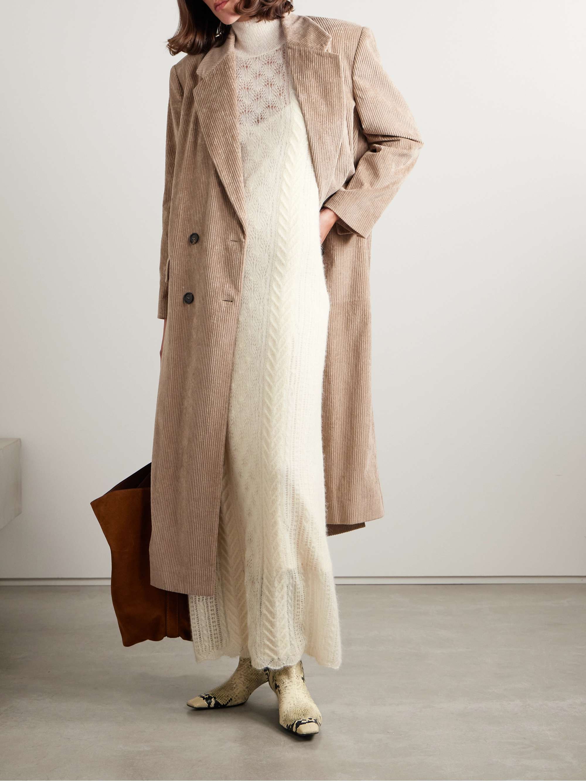 ULLA JOHNSON 