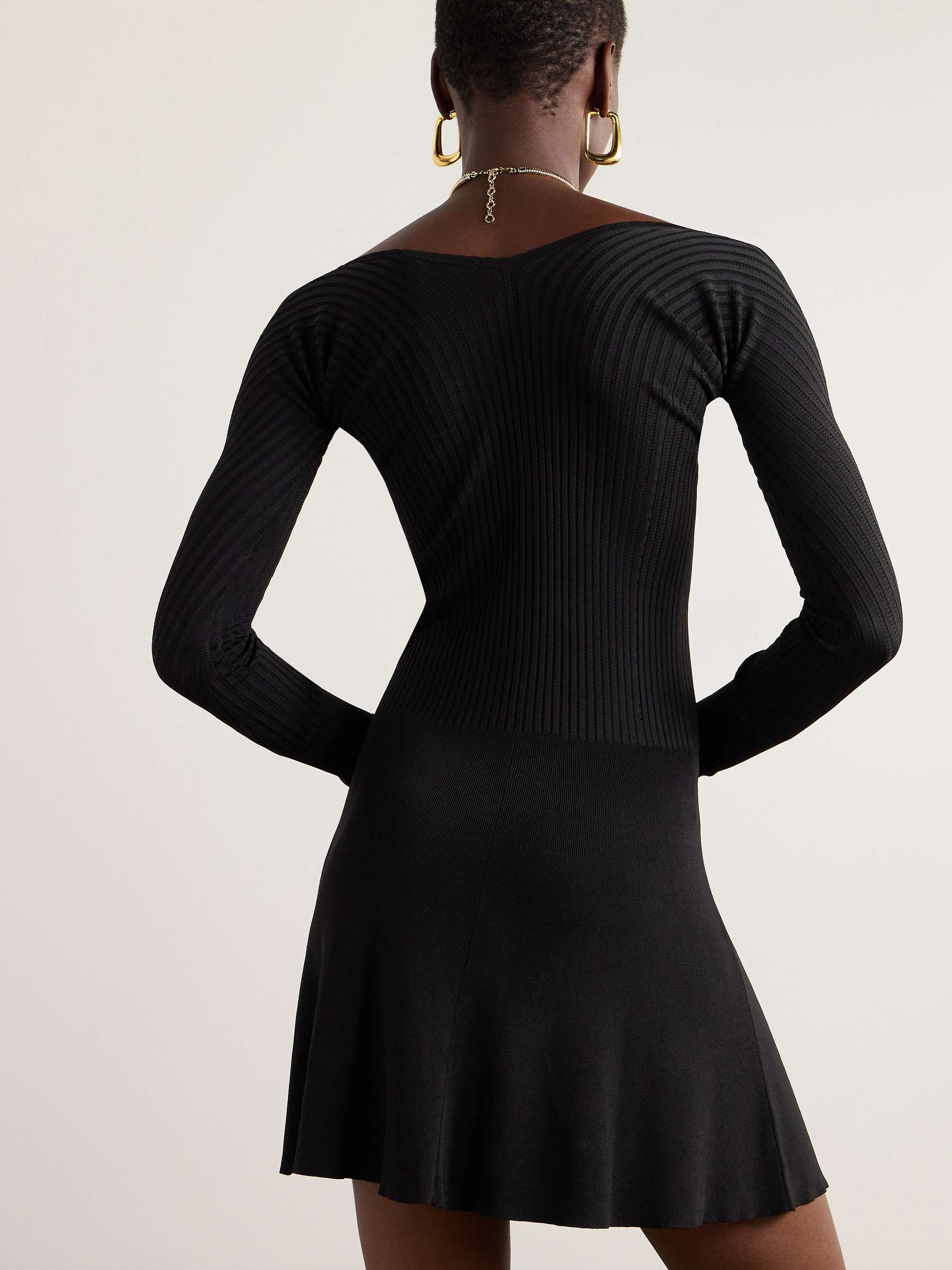 JACQUEMUS 