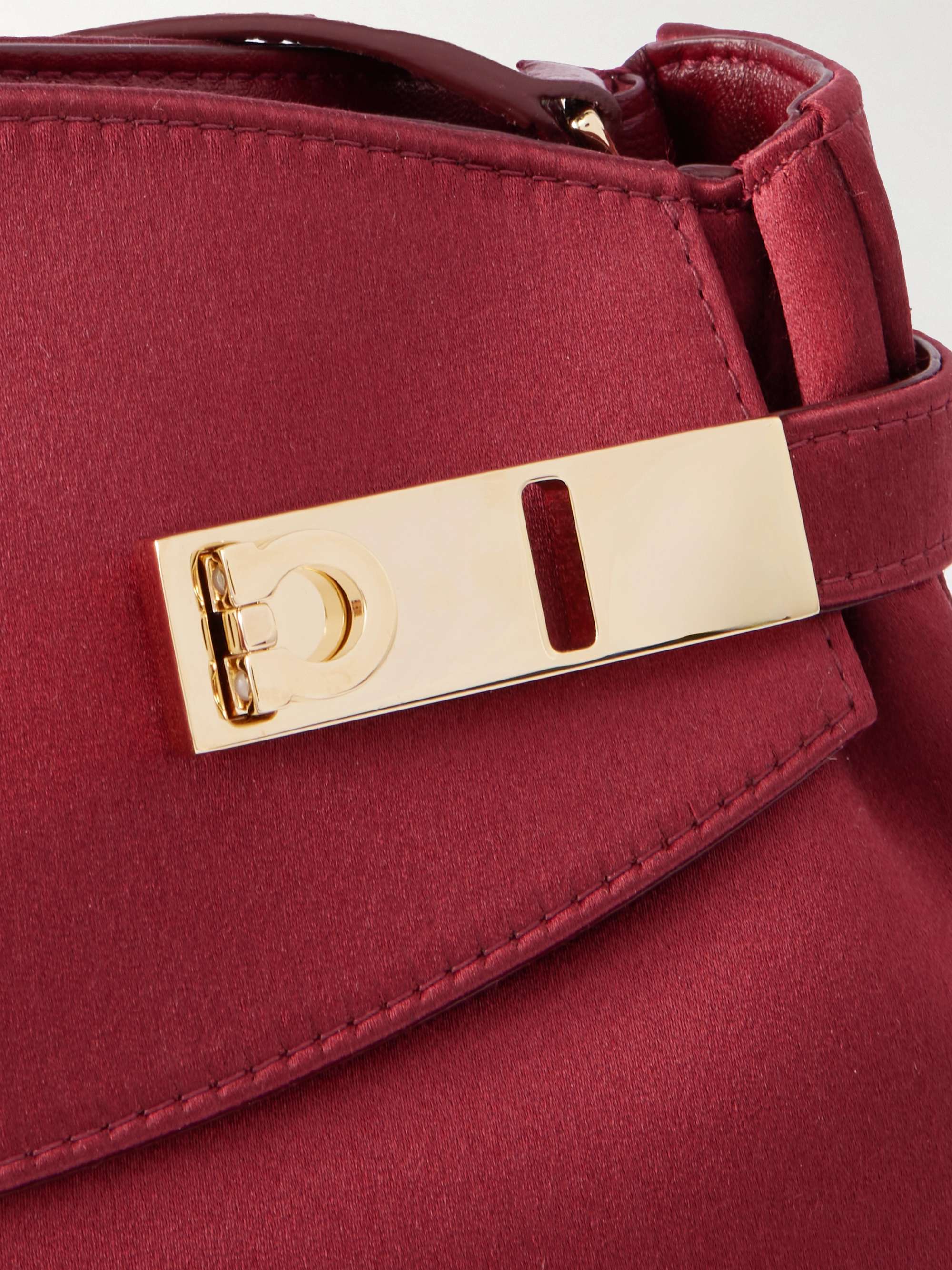 FERRAGAMO 