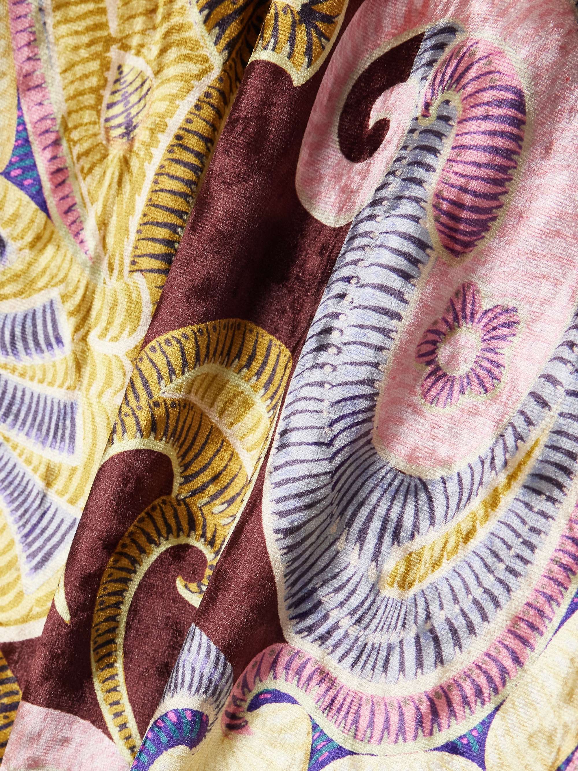 ETRO 