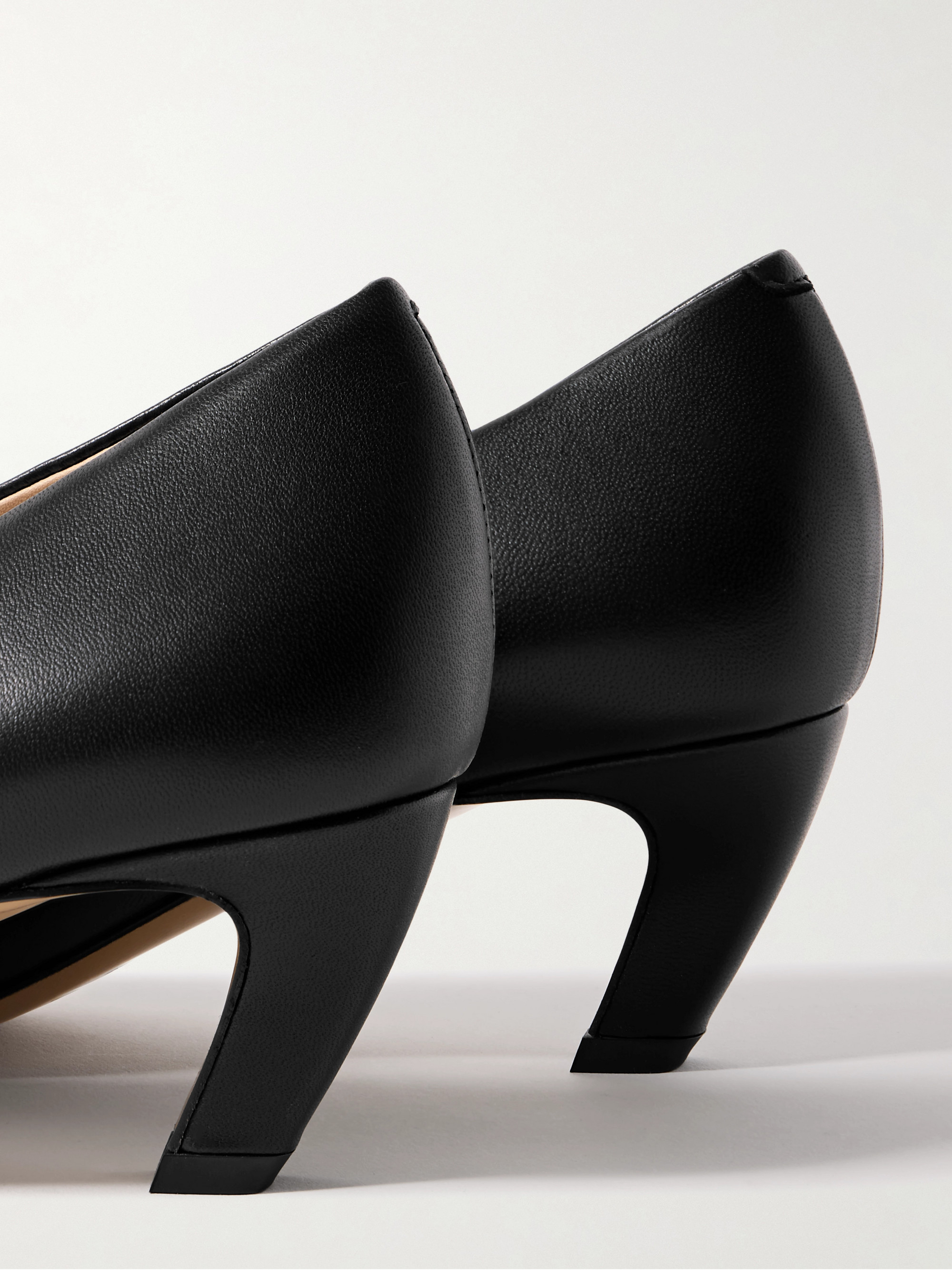 Gabriela Hearst Peggy leather pumps thumbnail