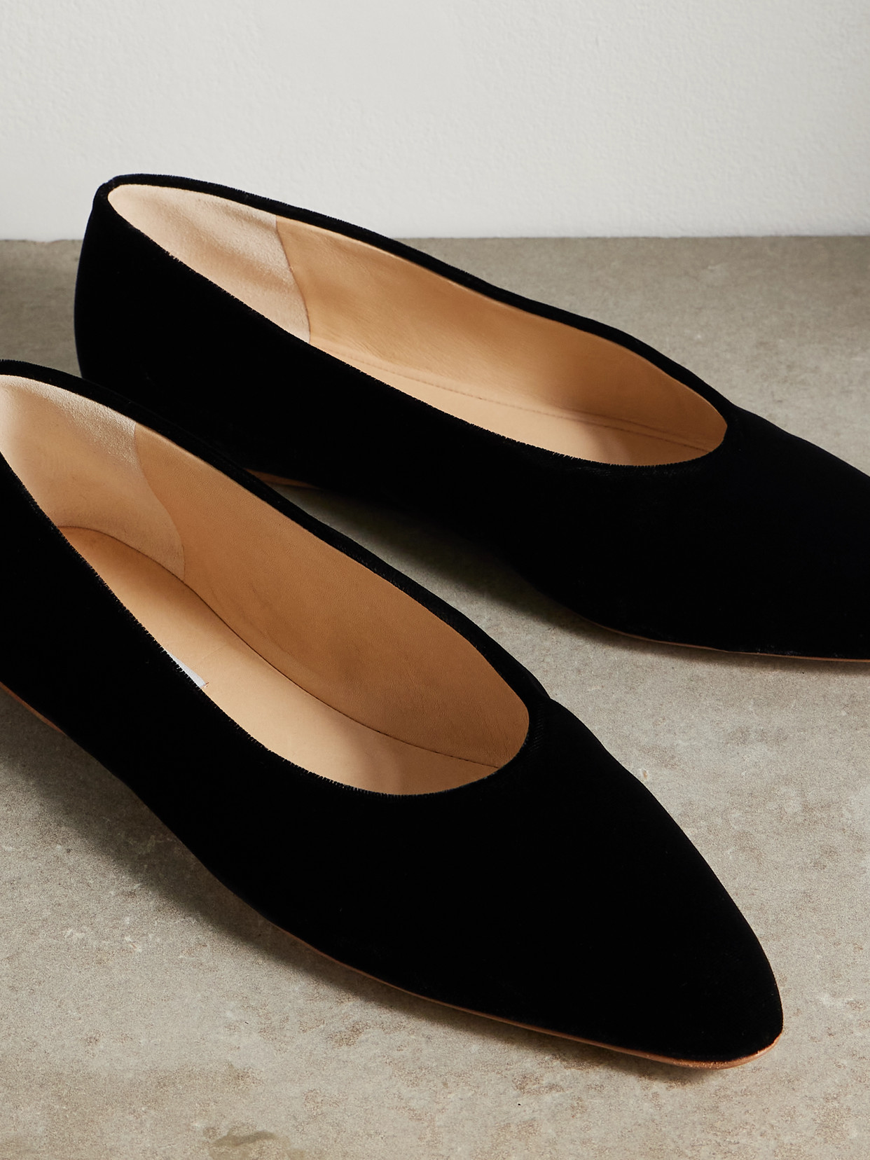 Gabriela Hearst Andre Velvet Ballet Flats In Black