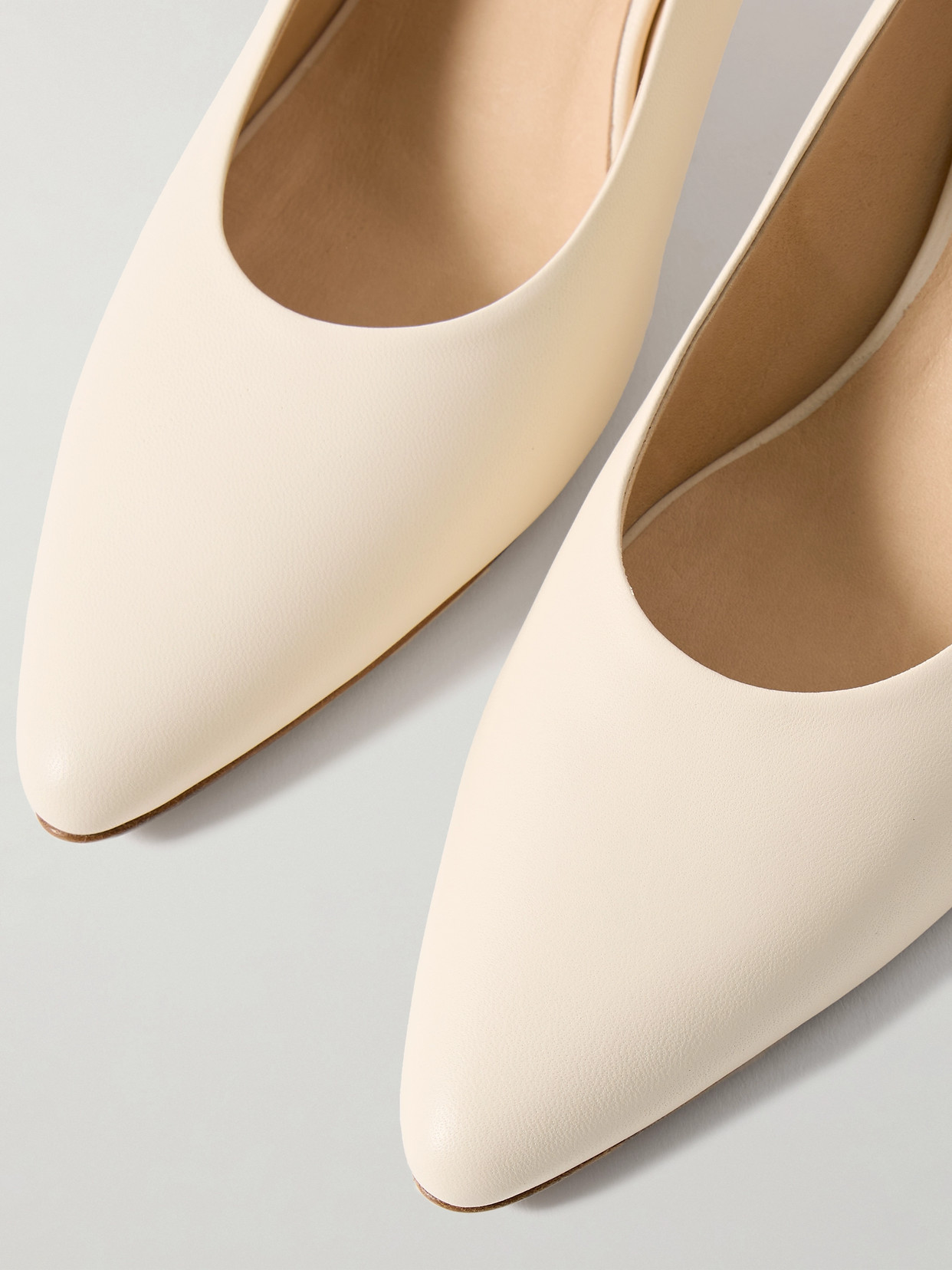 Gabriela Hearst Cross-heeled High Heels In Cream