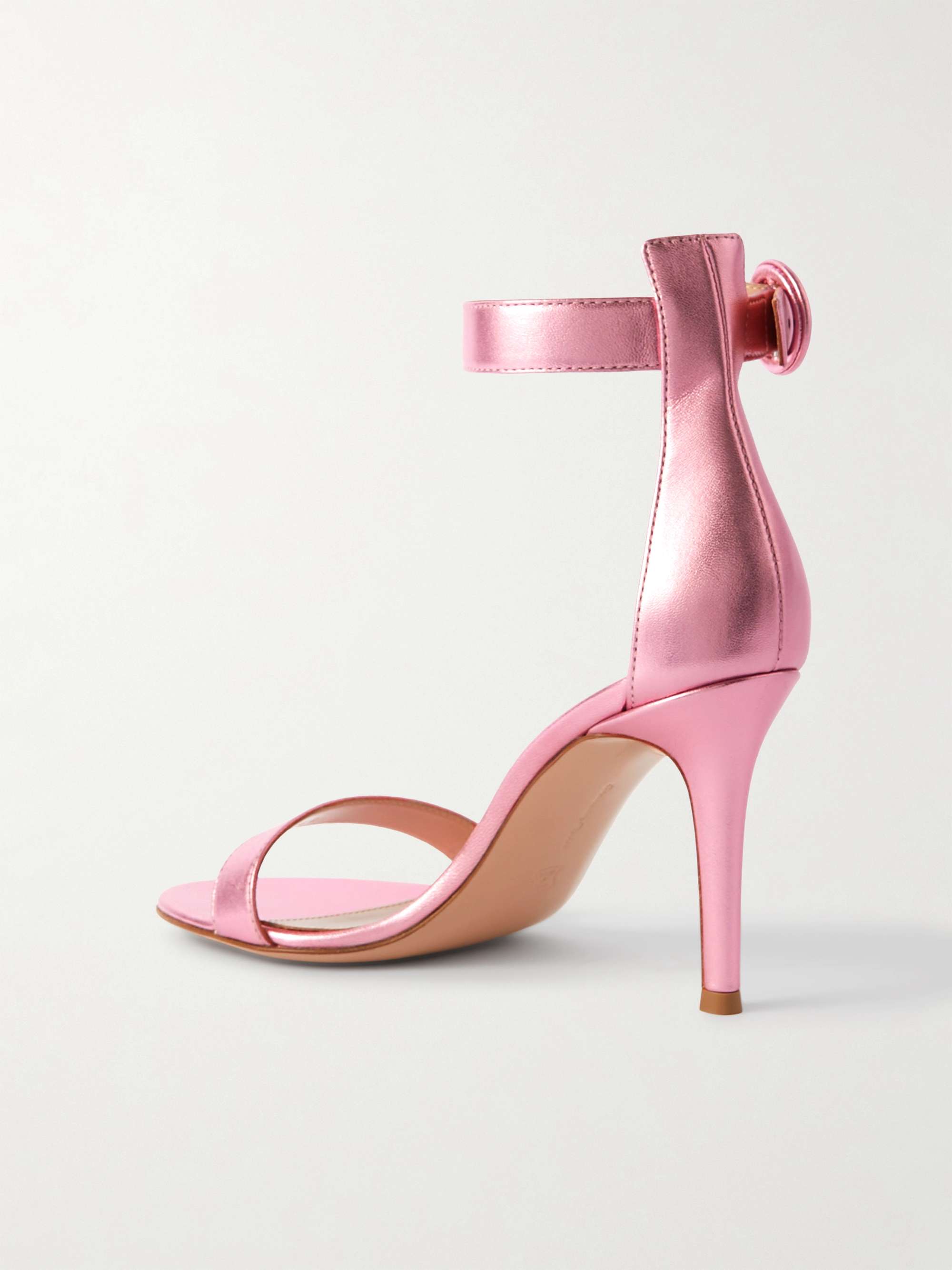 GIANVITO ROSSI 