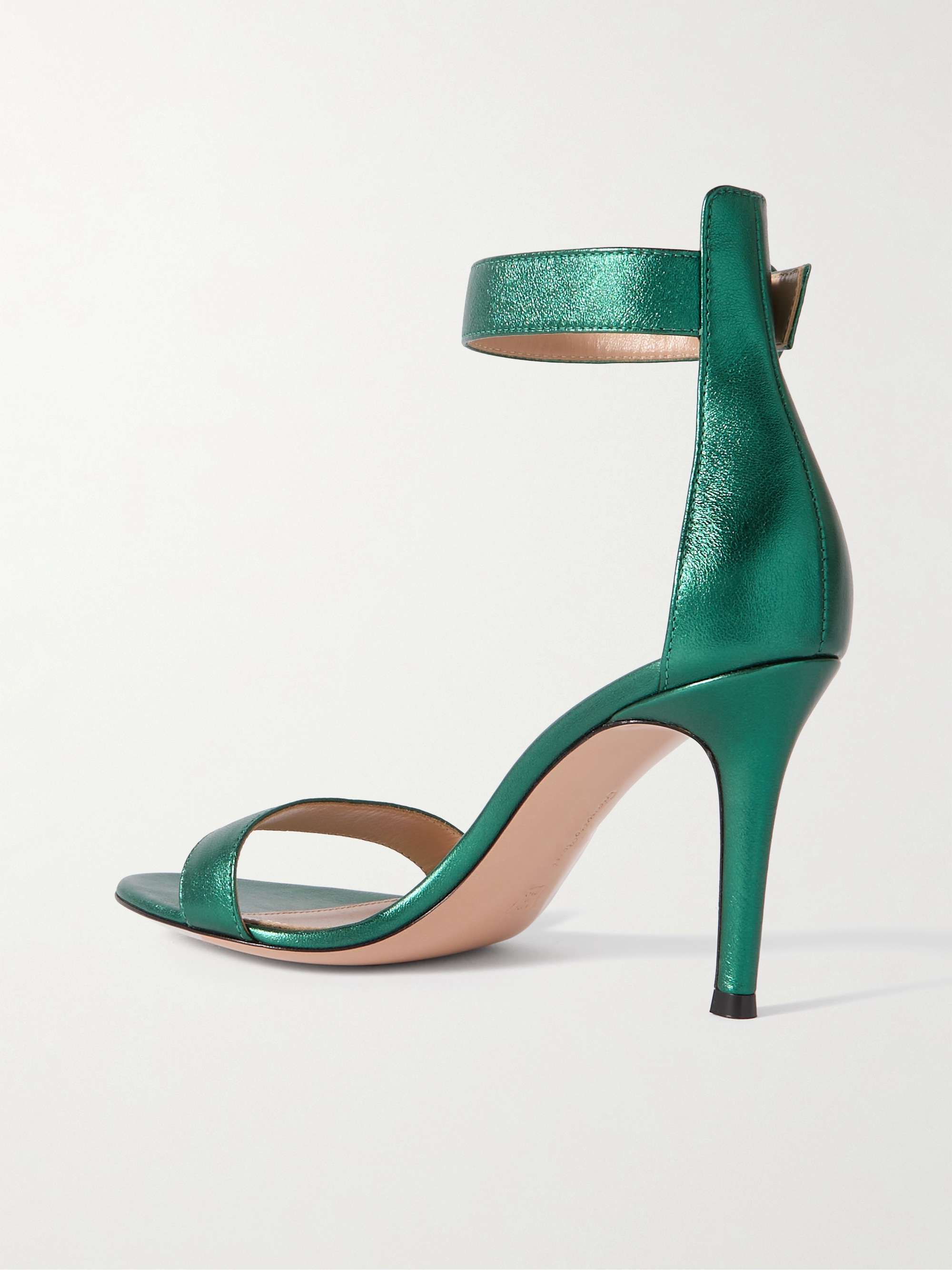 GIANVITO ROSSI 