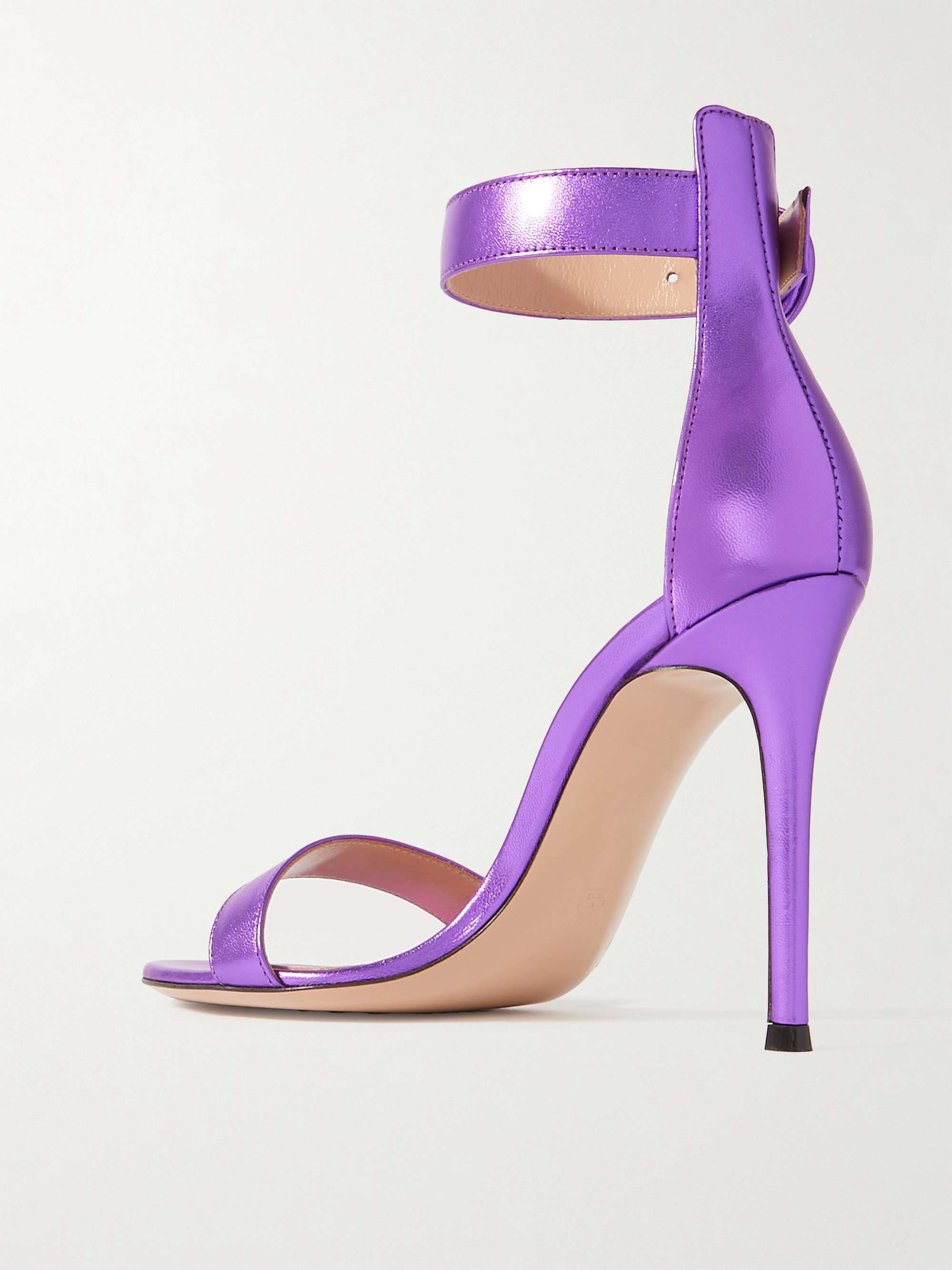 GIANVITO ROSSI 