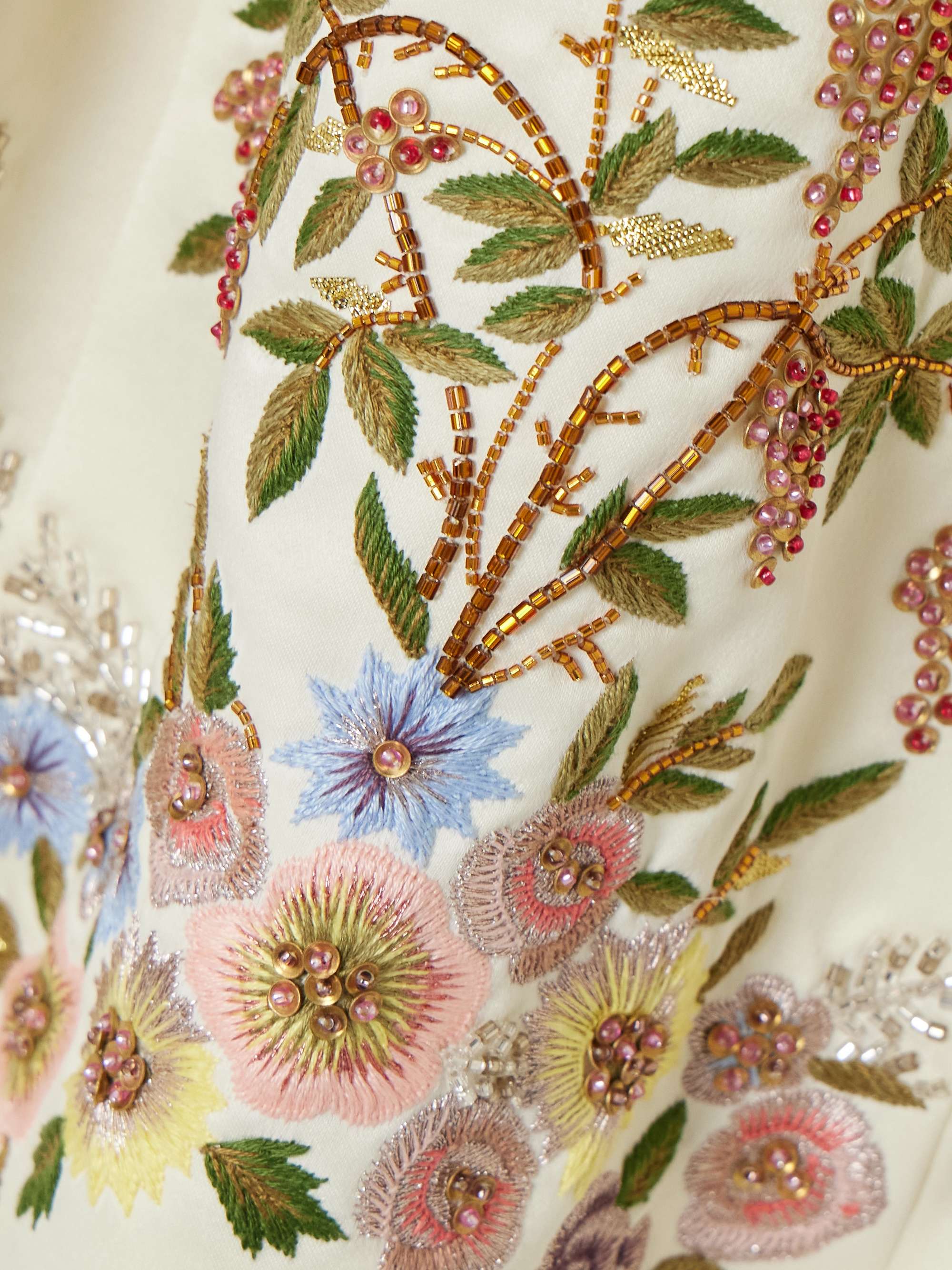 CLIO PEPPIATT 