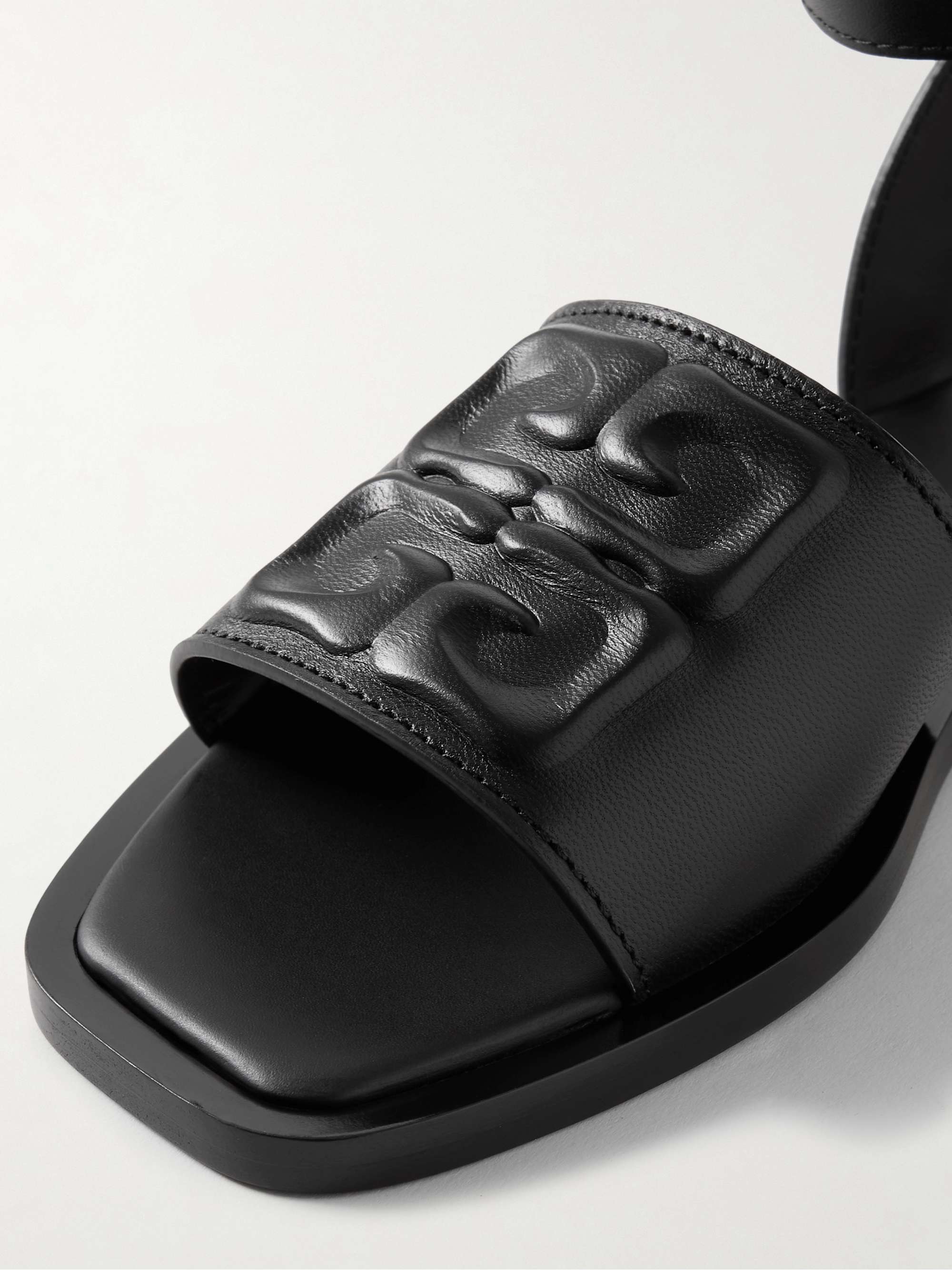 GIVENCHY 