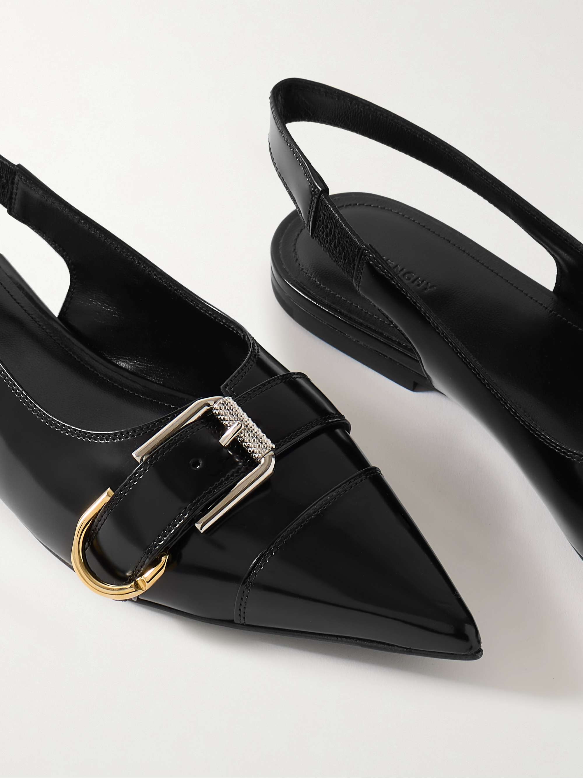 GIVENCHY 