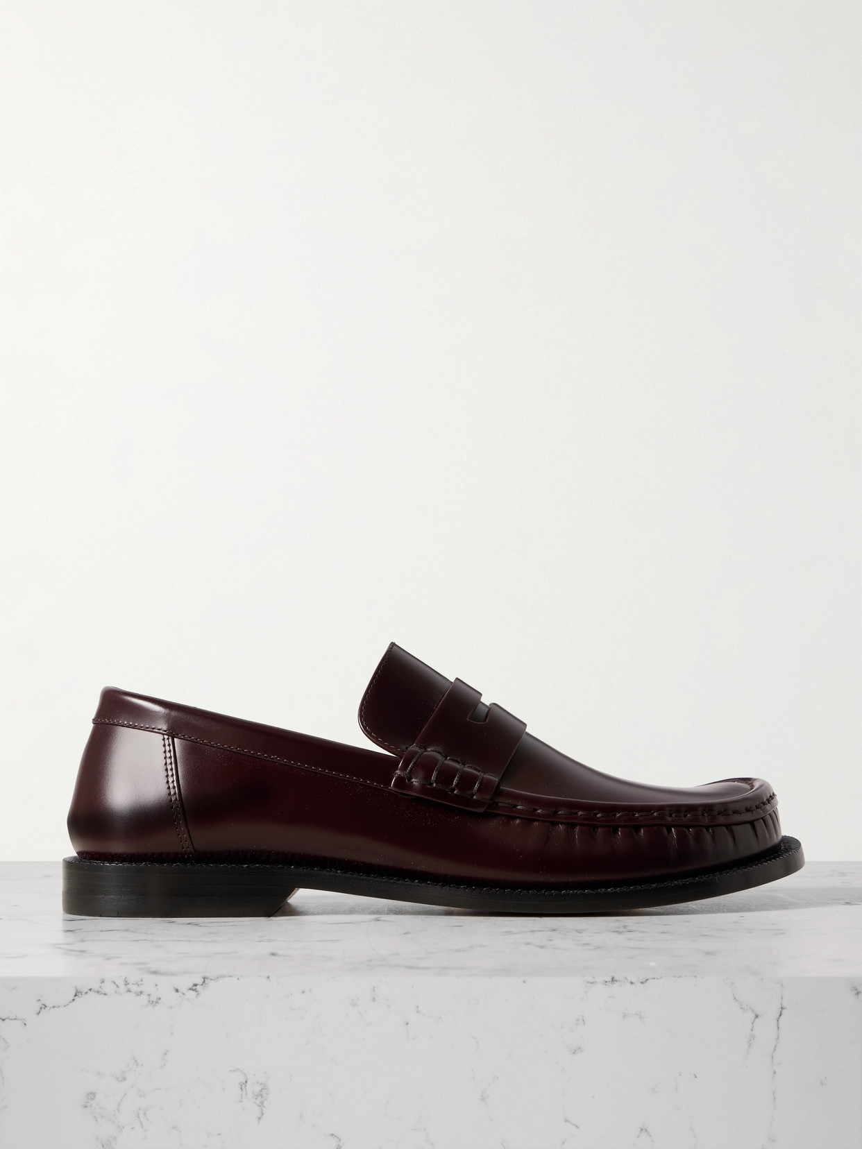 Loewe Campo Collapsible-heel Croc-effect Leather Loafers In Burgundy