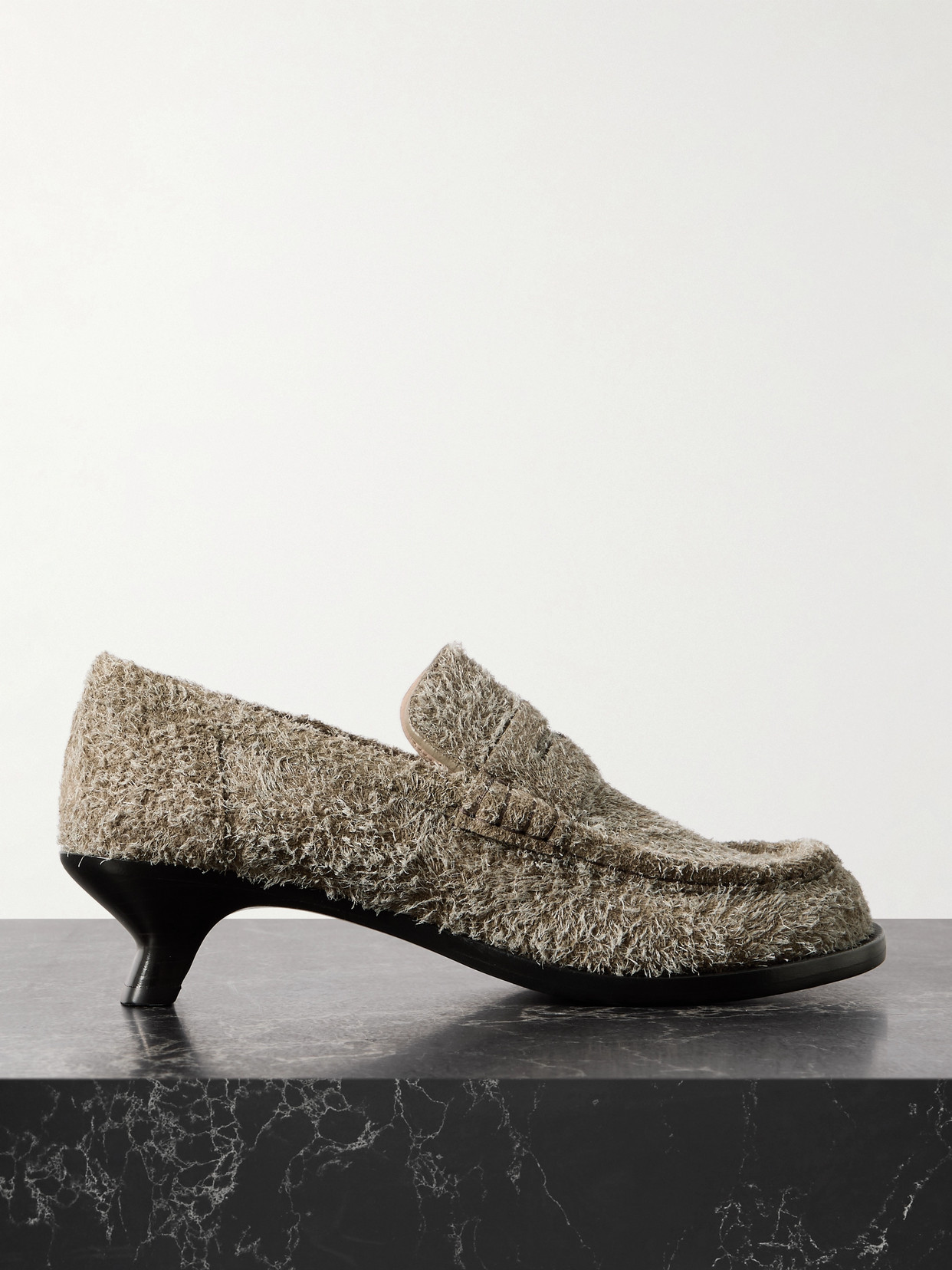 Loewe Campo Brushed-suede Pumps In Grey