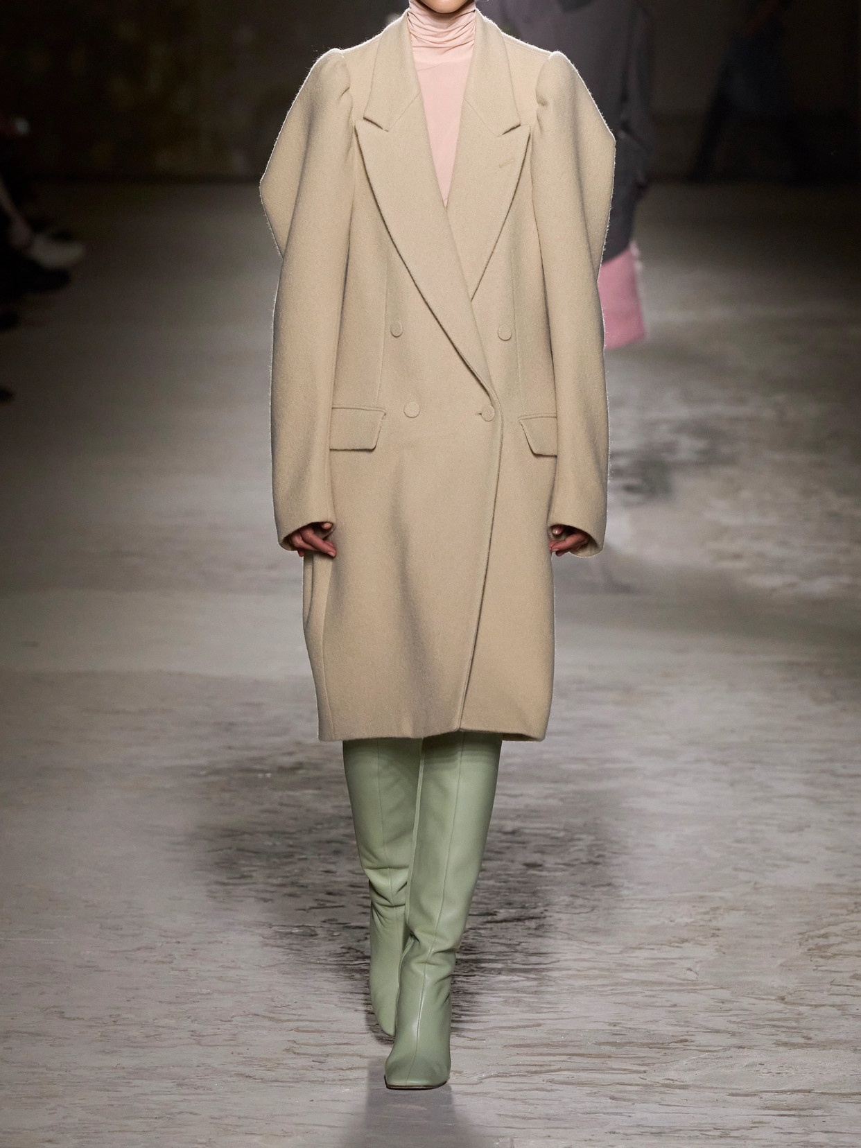 Dries Van Noten Double-breasted Wool Coat In Cream