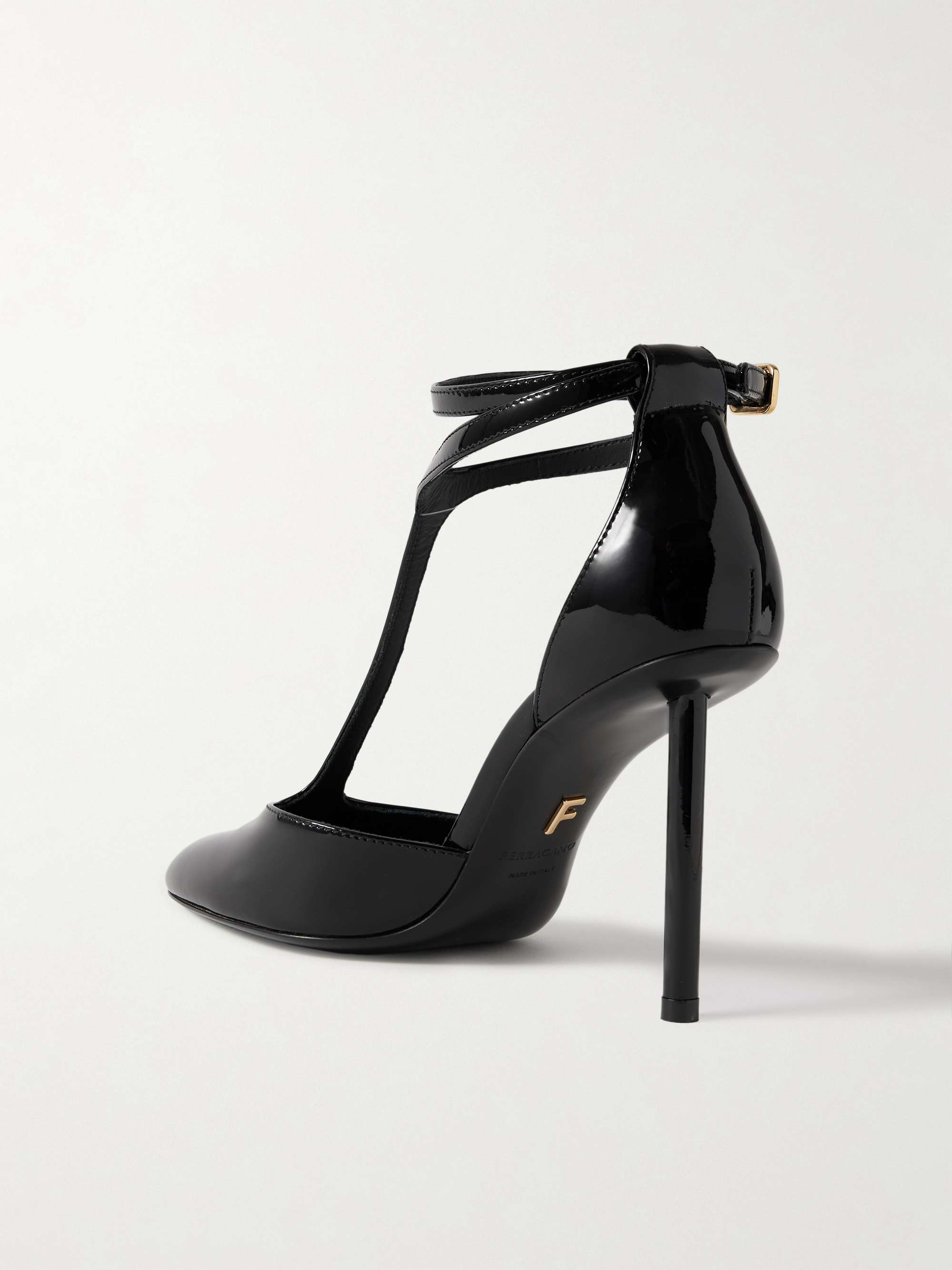 FERRAGAMO 