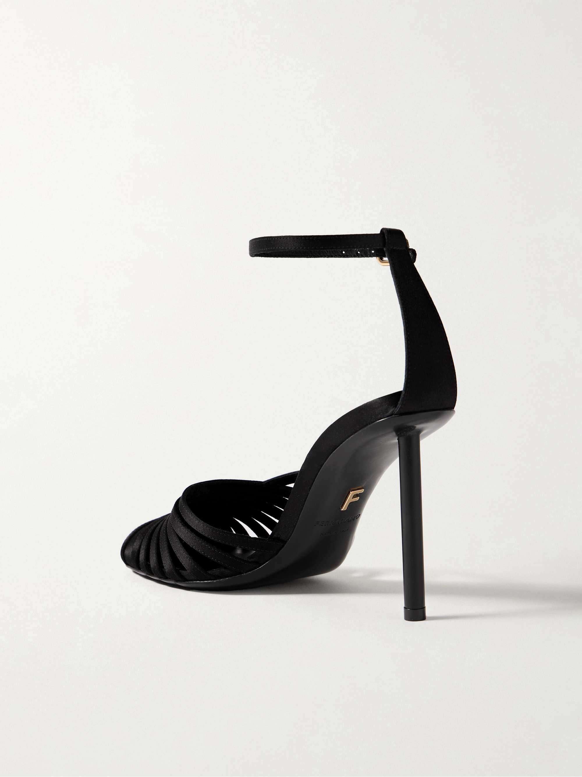FERRAGAMO 