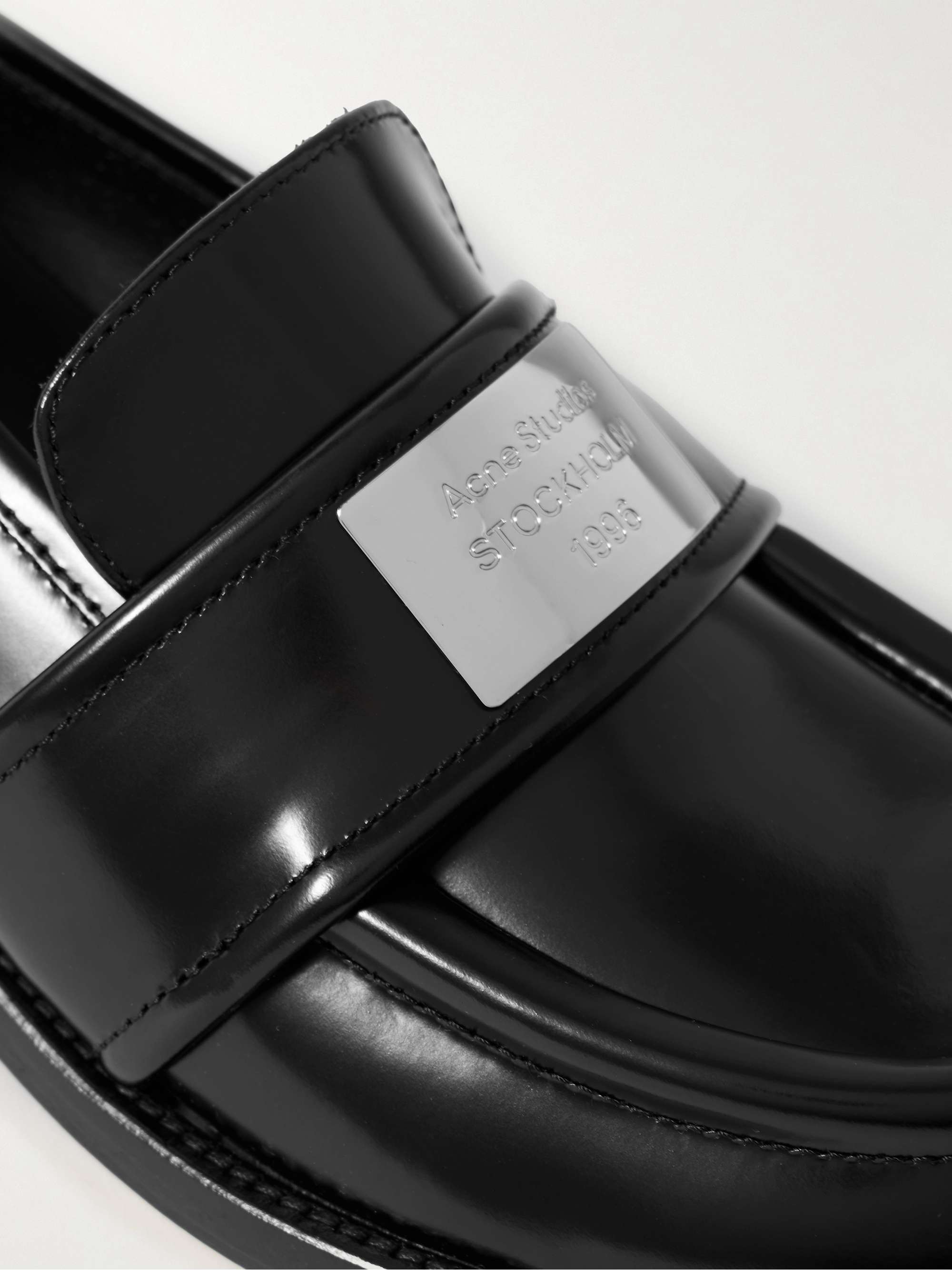 ACNE STUDIOS グロスレザー ローファー 装飾付き | NET-A-PORTER