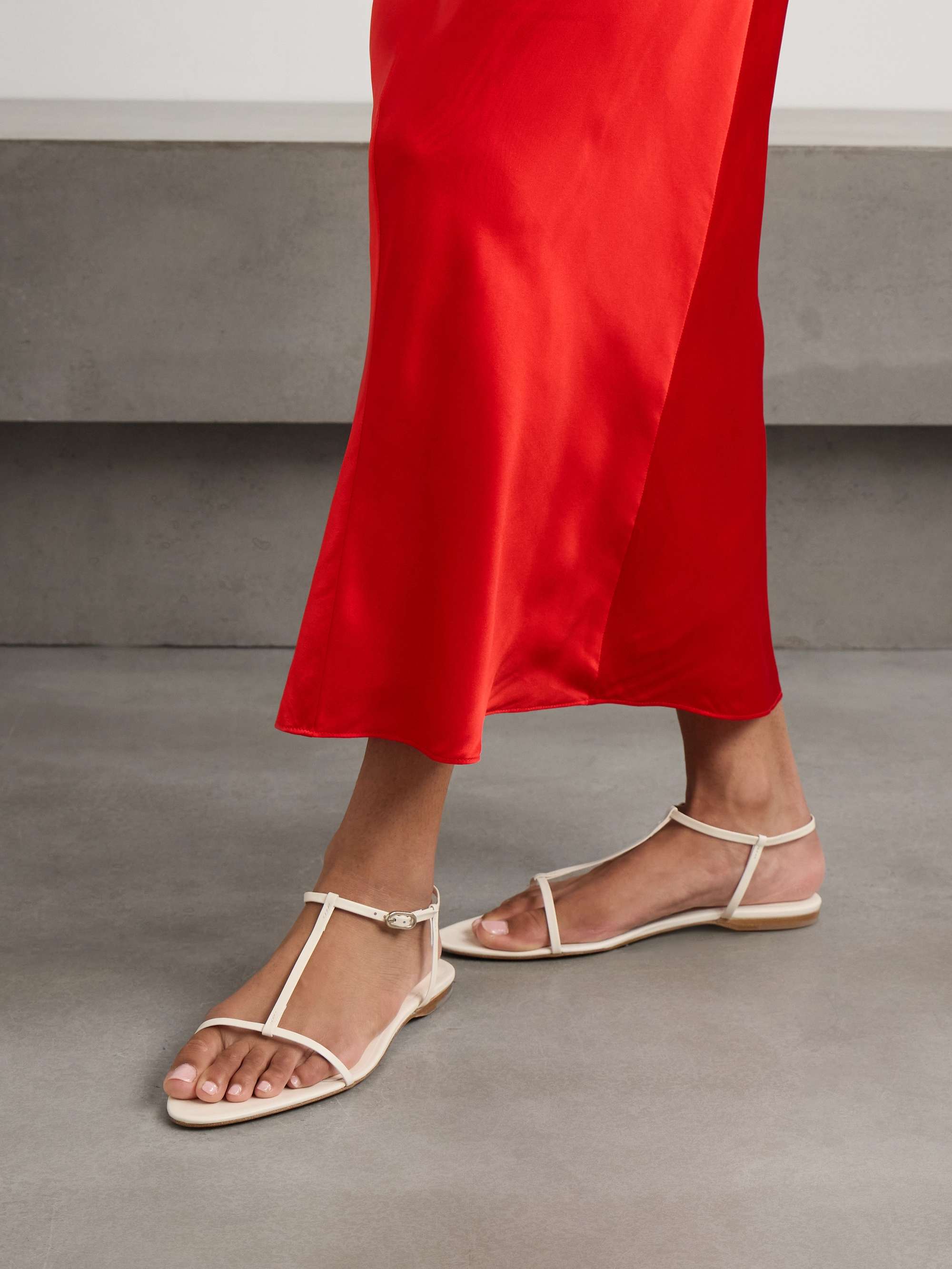 Rene leather sandals cream IT36
