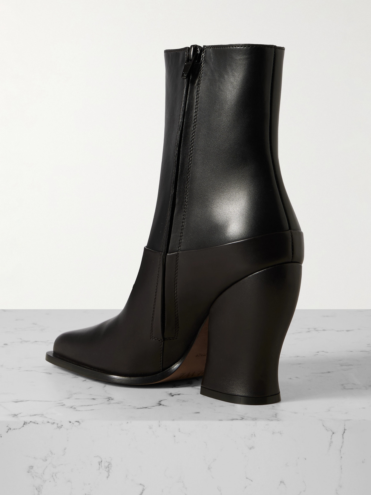 Loewe Onda Two-tone Leather Ankle Boots In Black