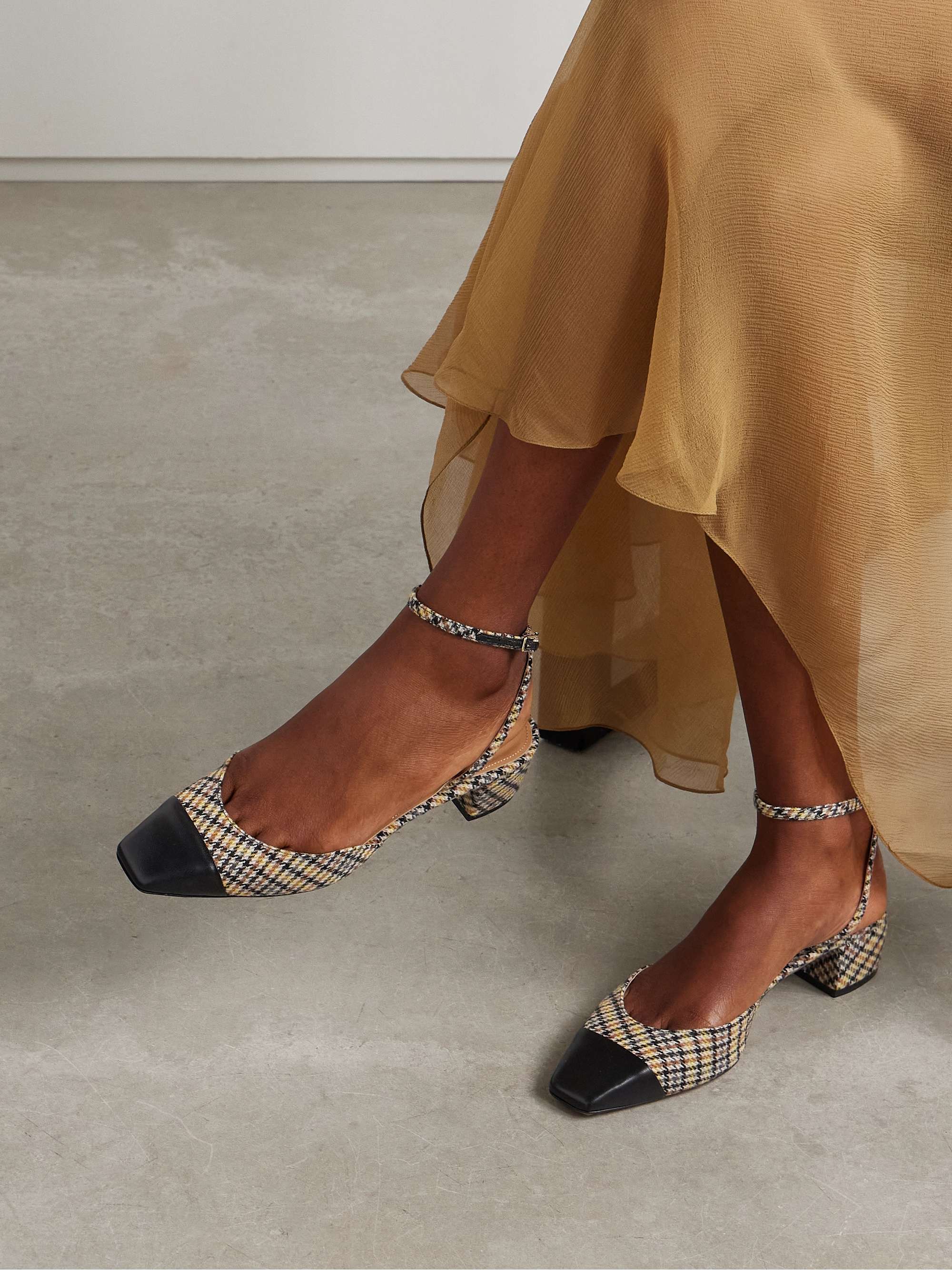AQUAZZURA 