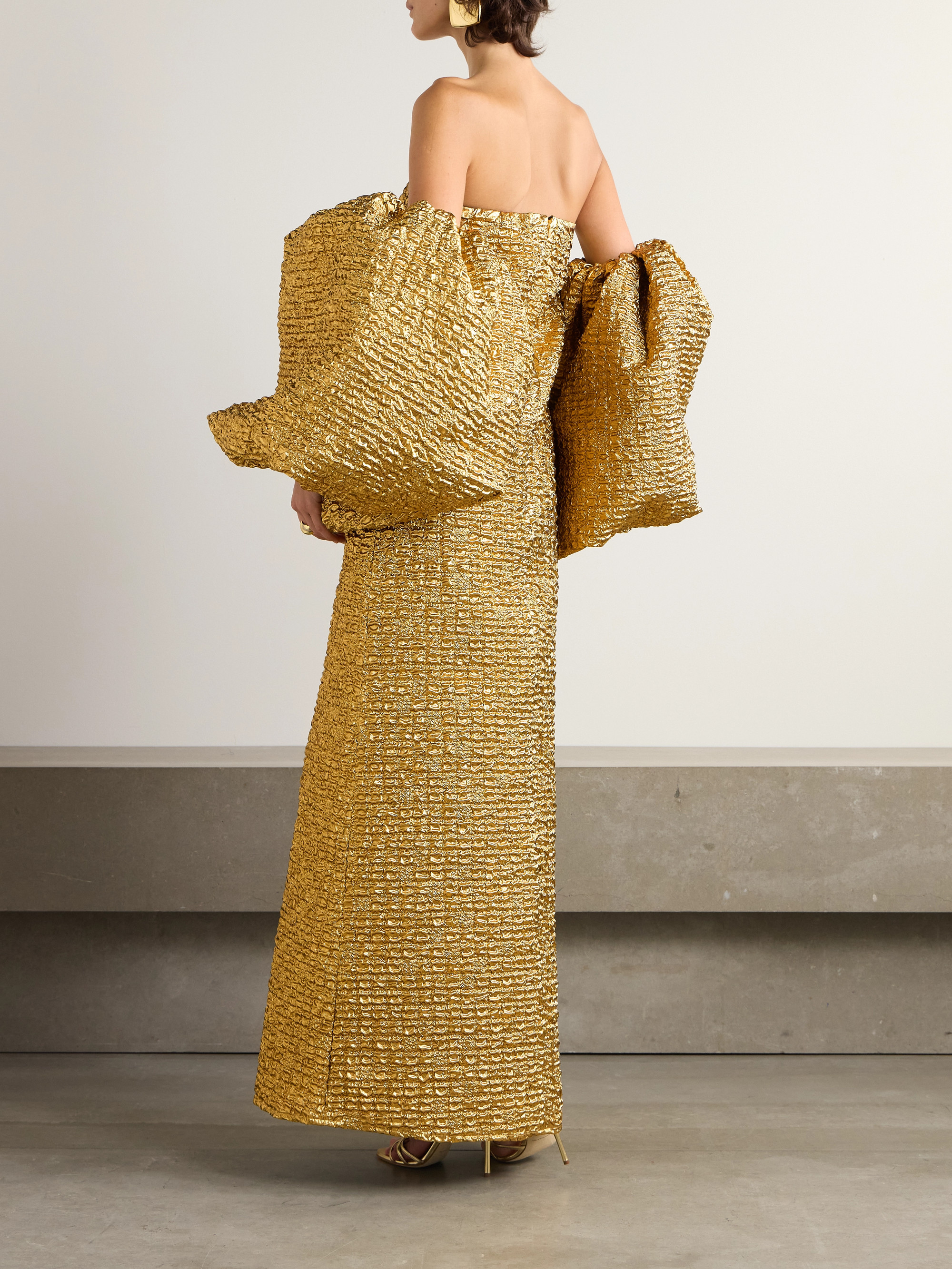 Dima Ayad Off-the-shoulder metallic-cloqué gown thumbnail