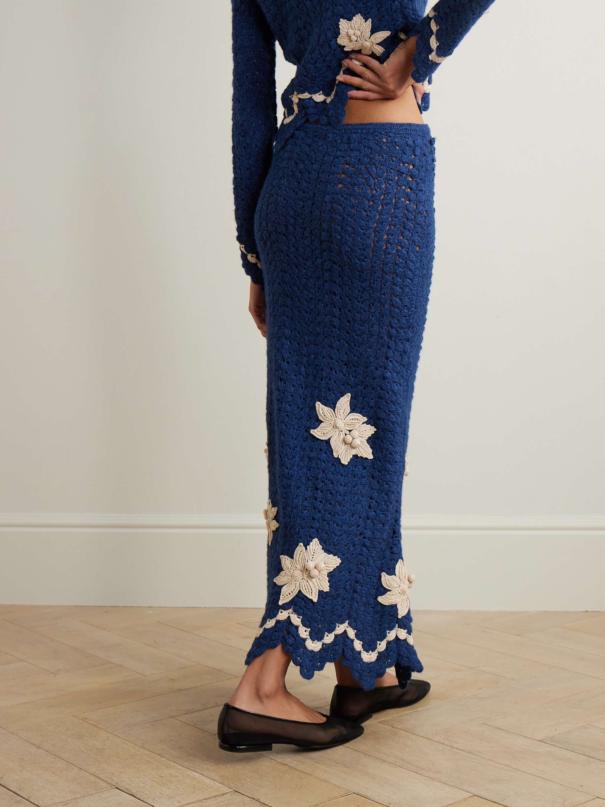 AGUA BY AGUA BENDITA 
