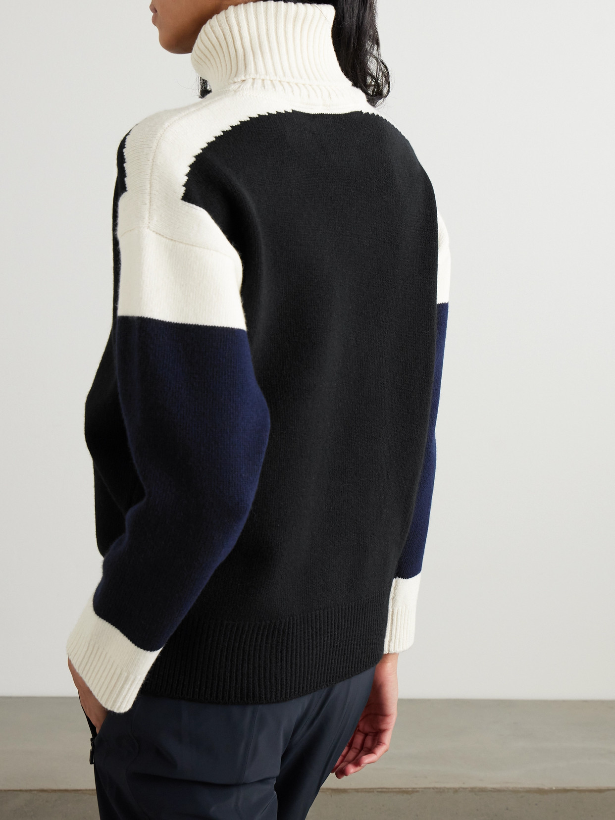 Aztech Mountain Bayer Color-block Wool-blend Sweater In Black