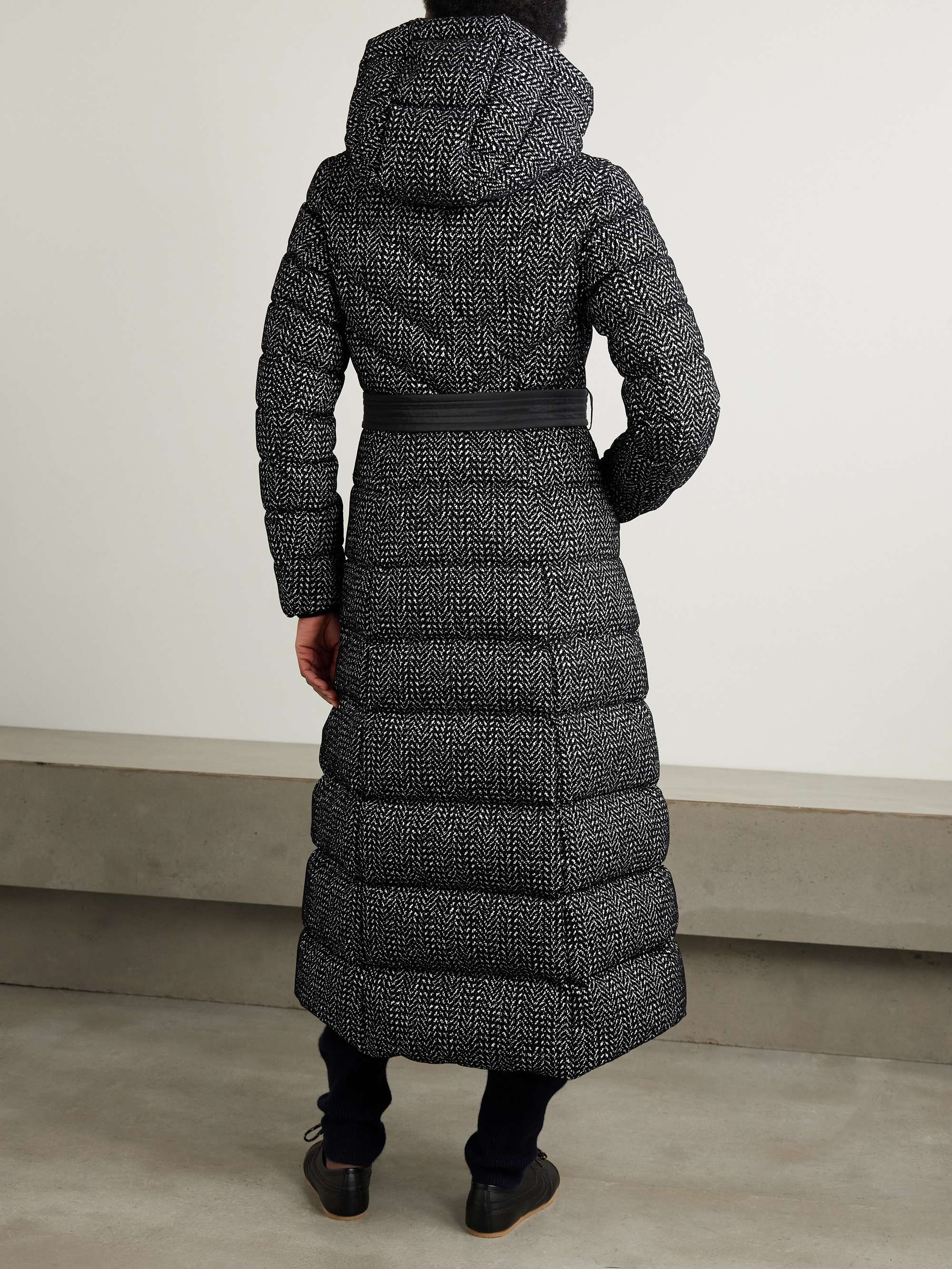 MACKAGE 