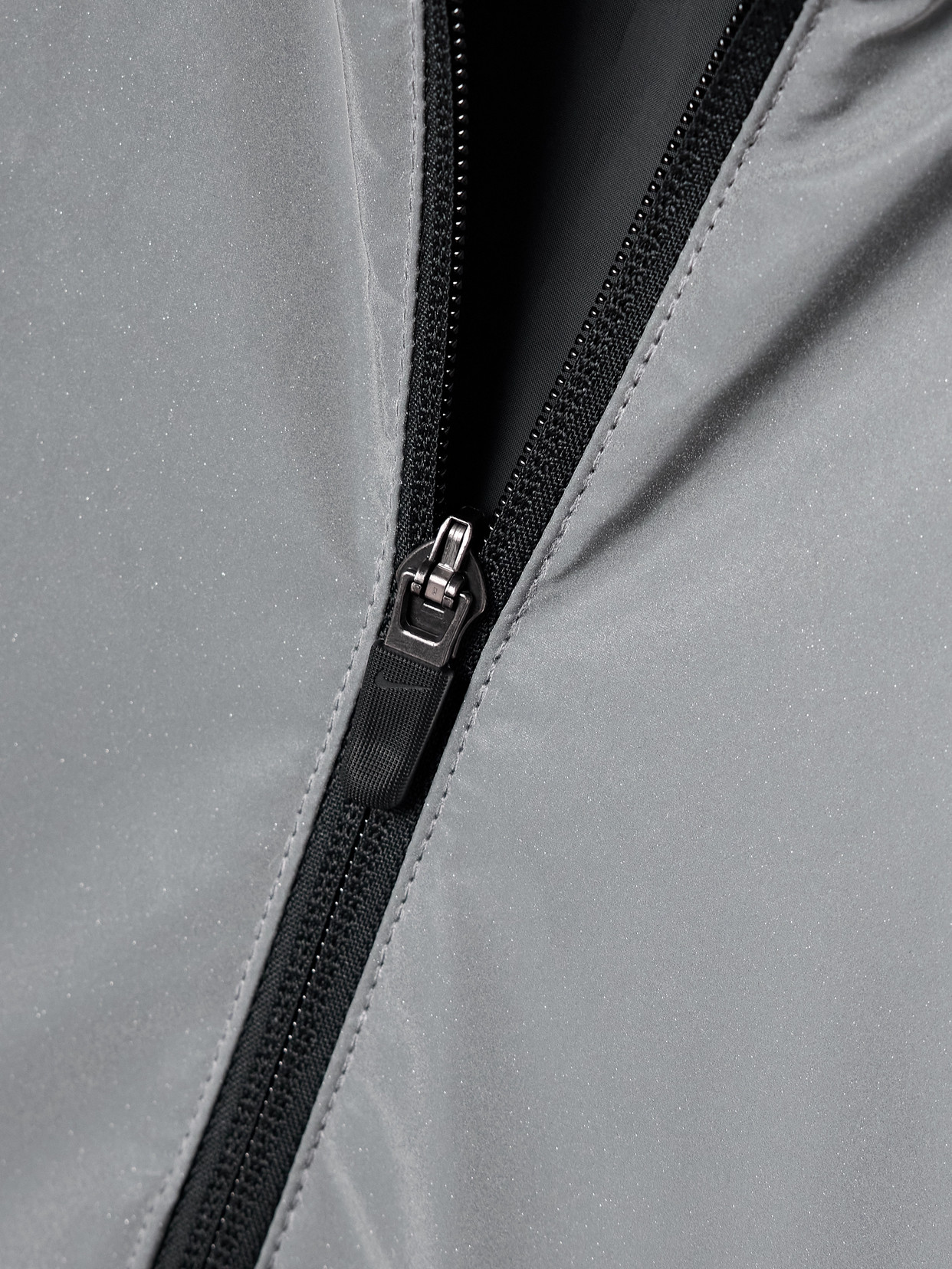 Nike Hooded Padded Coated Therma-fit Jacket In Silver