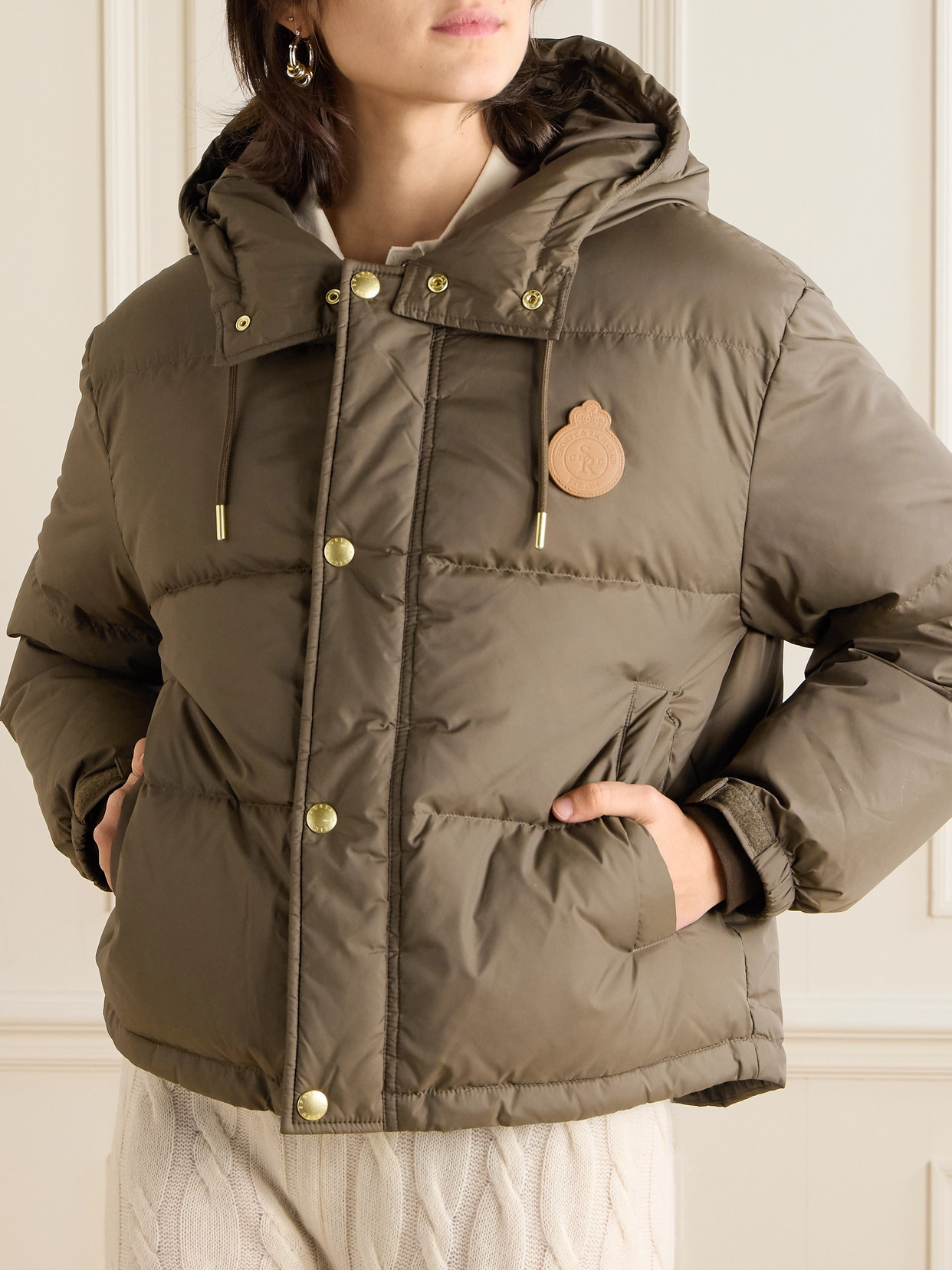 Sporty And Rich Equestrian Drop Logo-appliquéd Quilted Shell Hooded Down Jacket In Brown