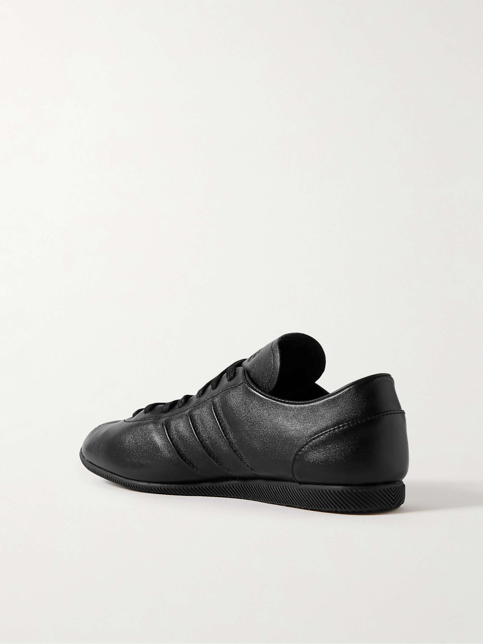 ADIDAS ORIGINALS 