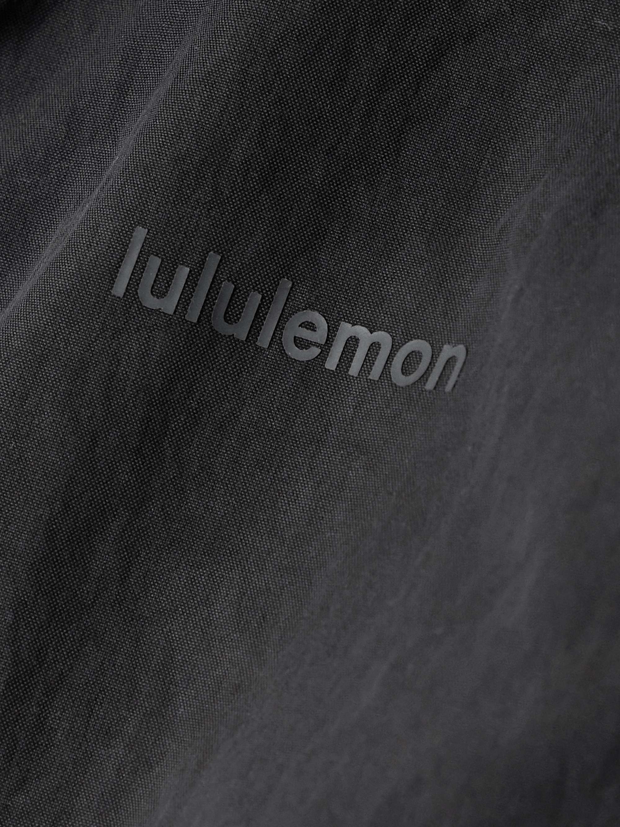 LULULEMON 