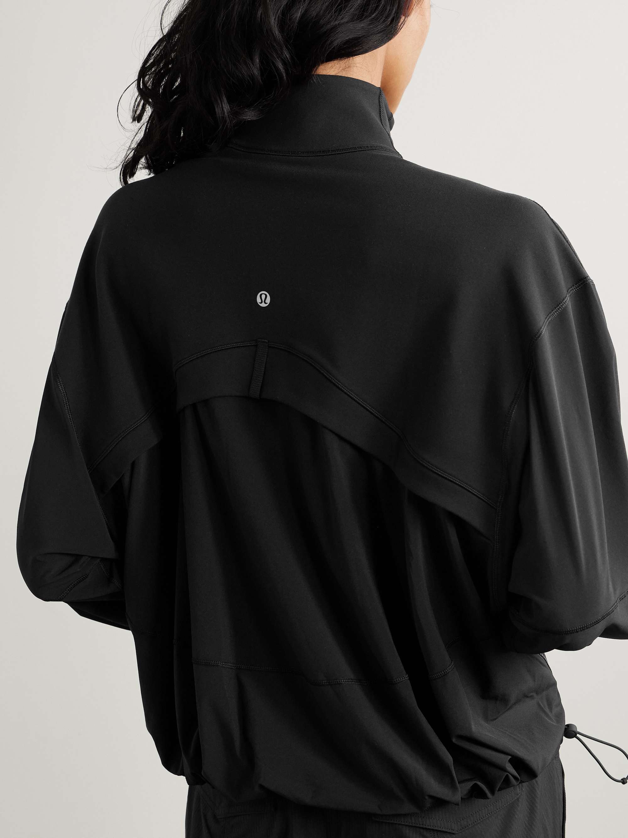LULULEMON 