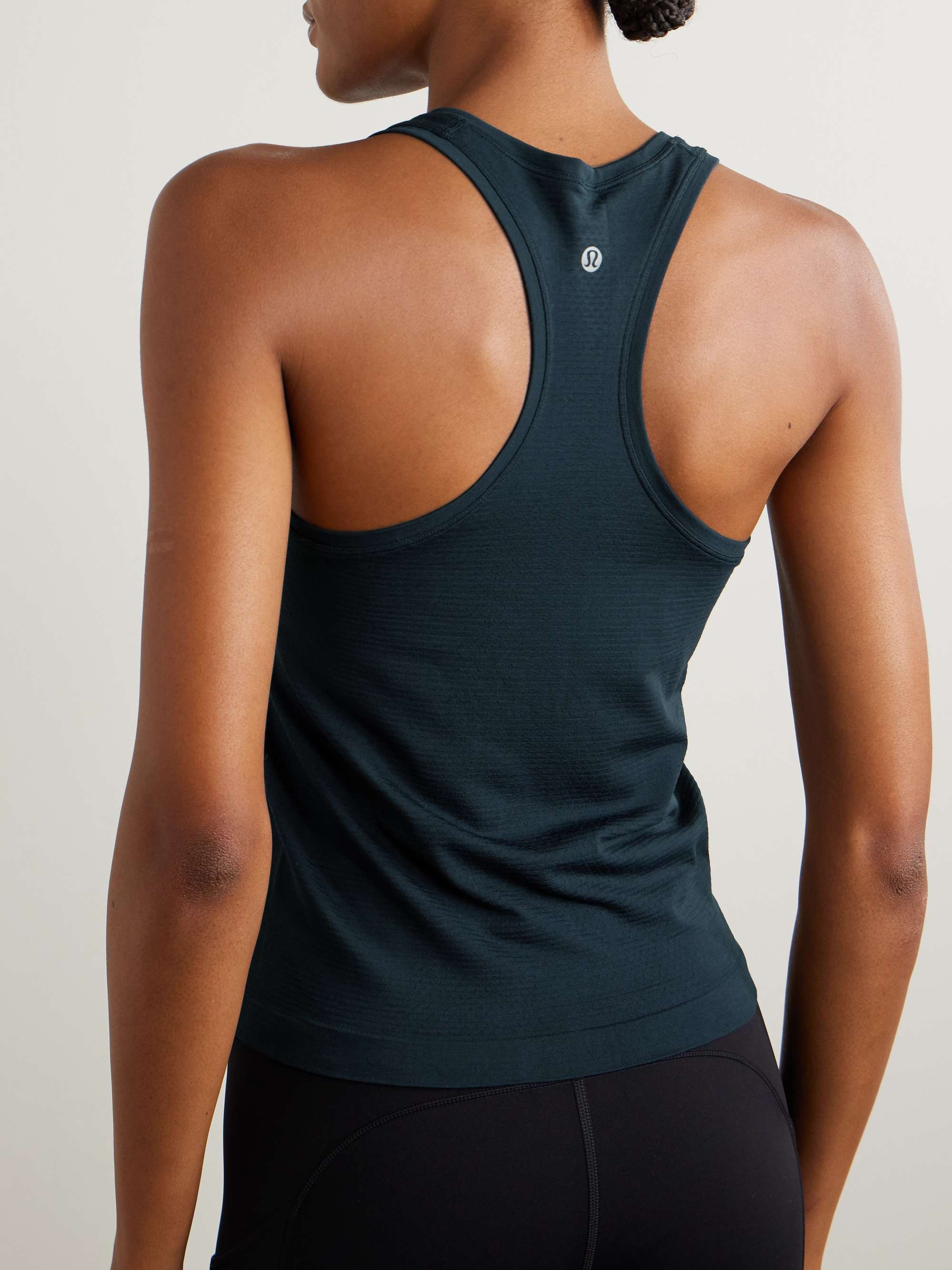 LULULEMON 