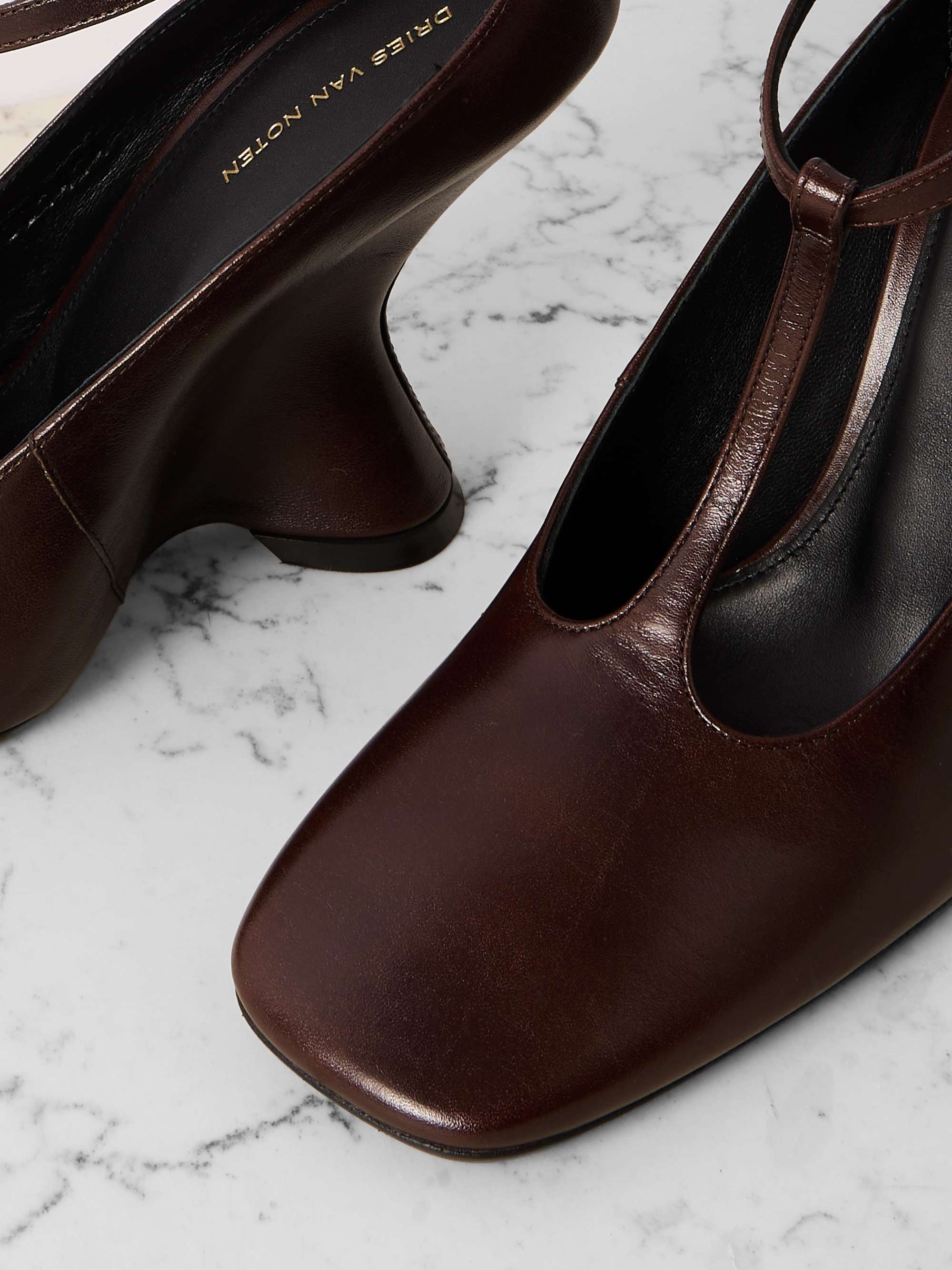 DRIES VAN NOTEN 