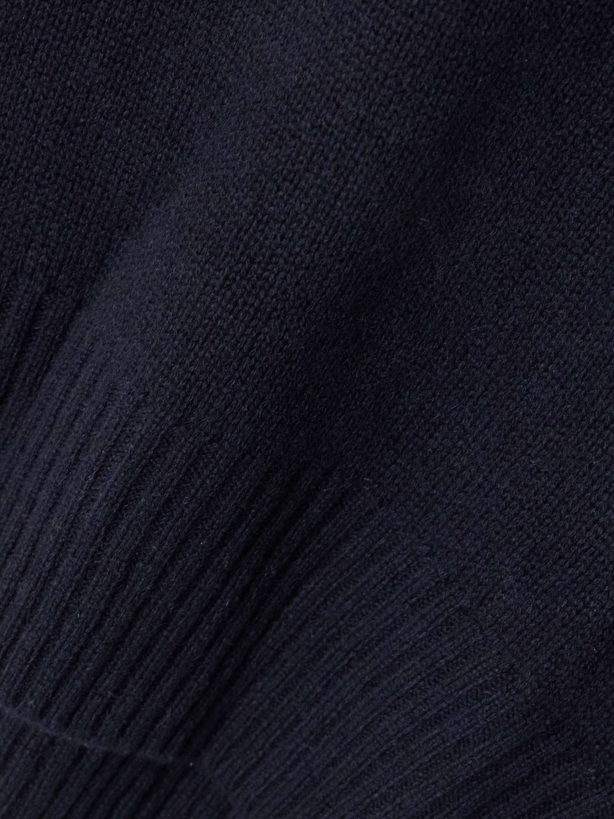 ALLUDE 