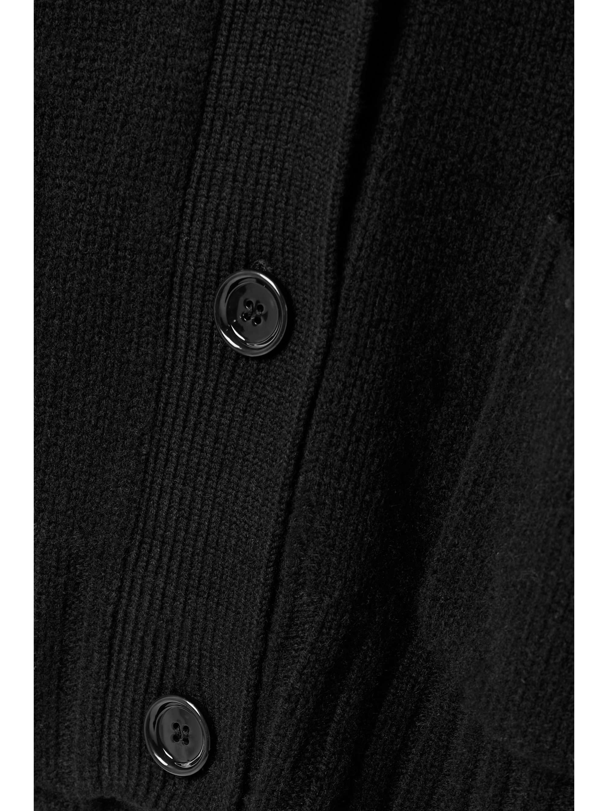 ALLUDE 