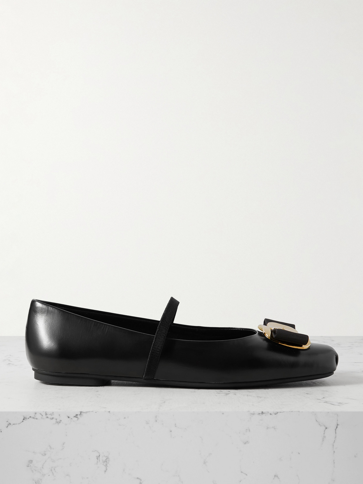 Ferragamo Ballerina Zina In Black