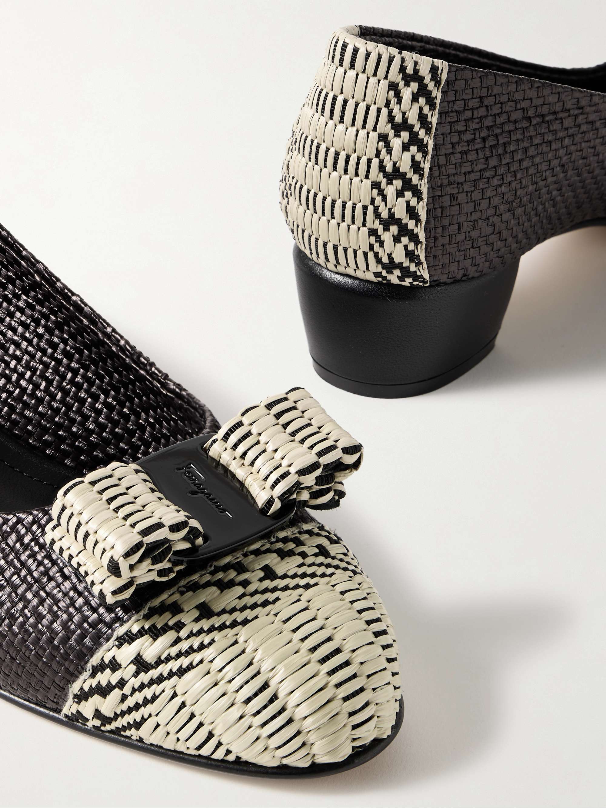 FERRAGAMO 