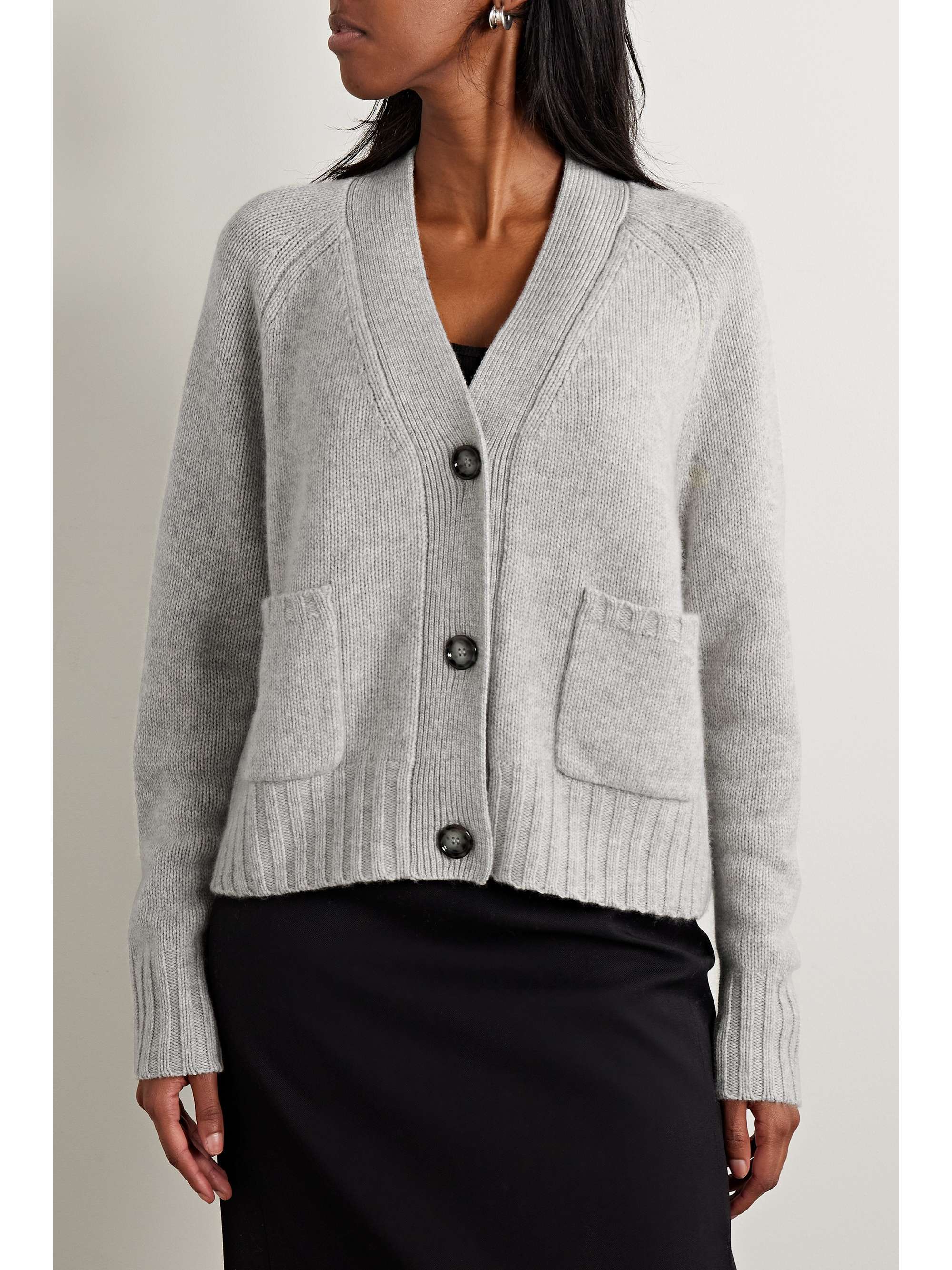 ALLUDE 