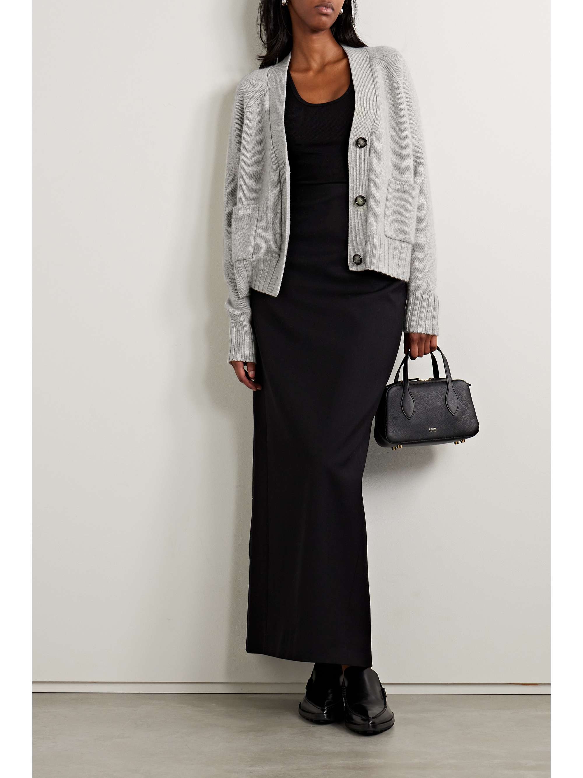 ALLUDE 
