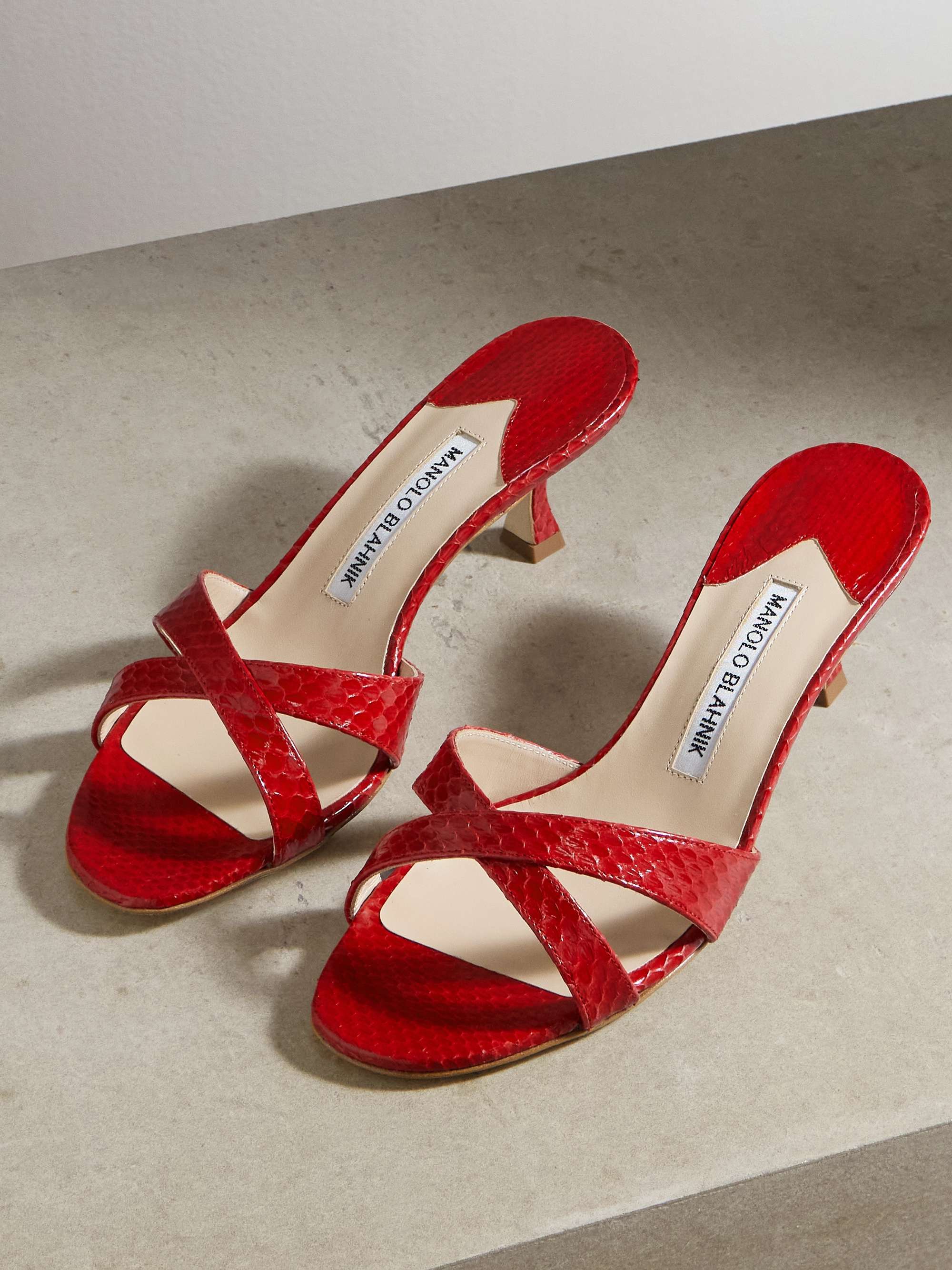 MANOLO BLAHNIK 