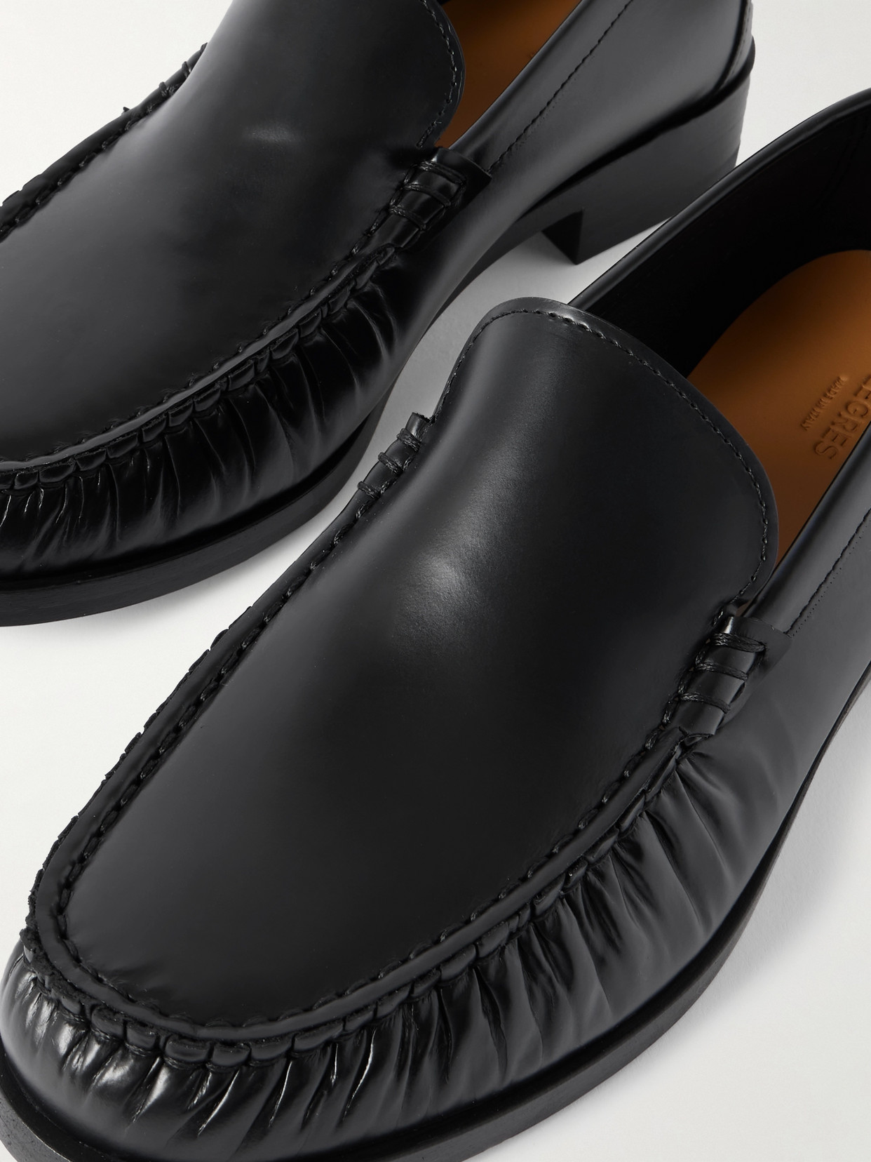 Legres Black Ruched Loafers In Black