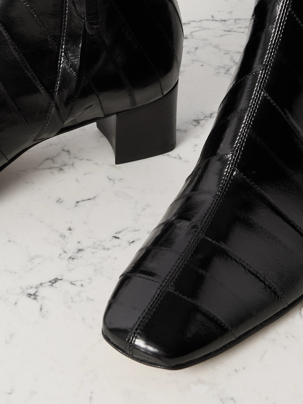 83 Eel Ankle Boots