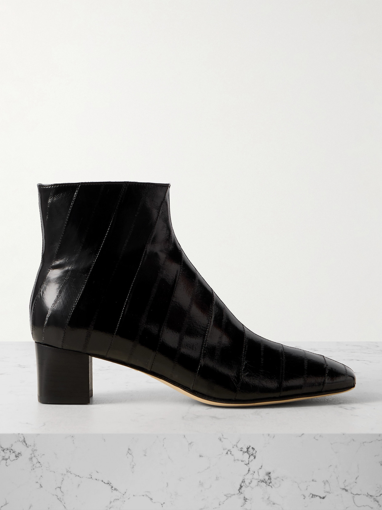 Legres 83 Eel Ankle Boots In Black