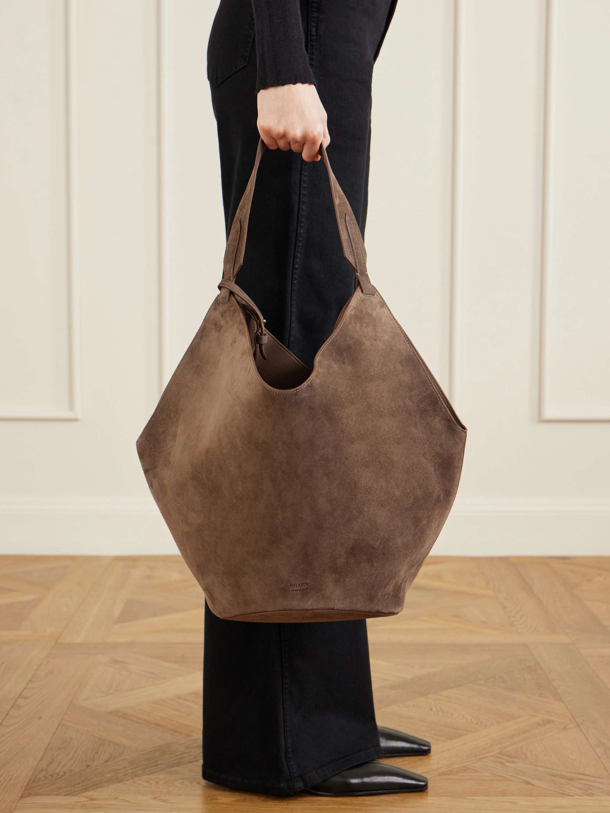 KHAITE Lotus スエード ミディアム トートバッグ | NET-A-PORTER 